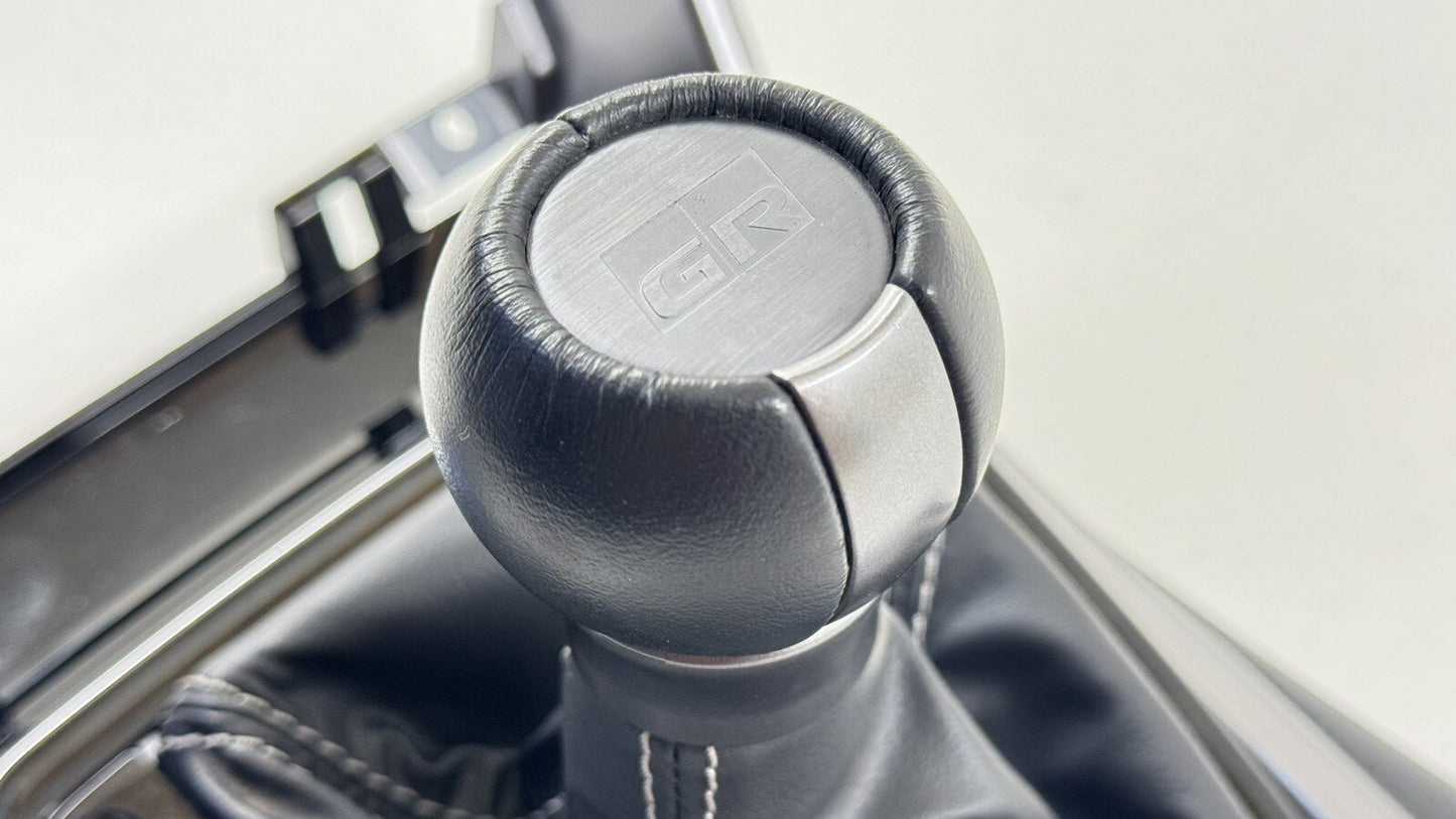 22-23 TOYOTA GR86 CENTER CONSOLE AUTOMATIC GEAR SHIFT BOOT KNOB OEM