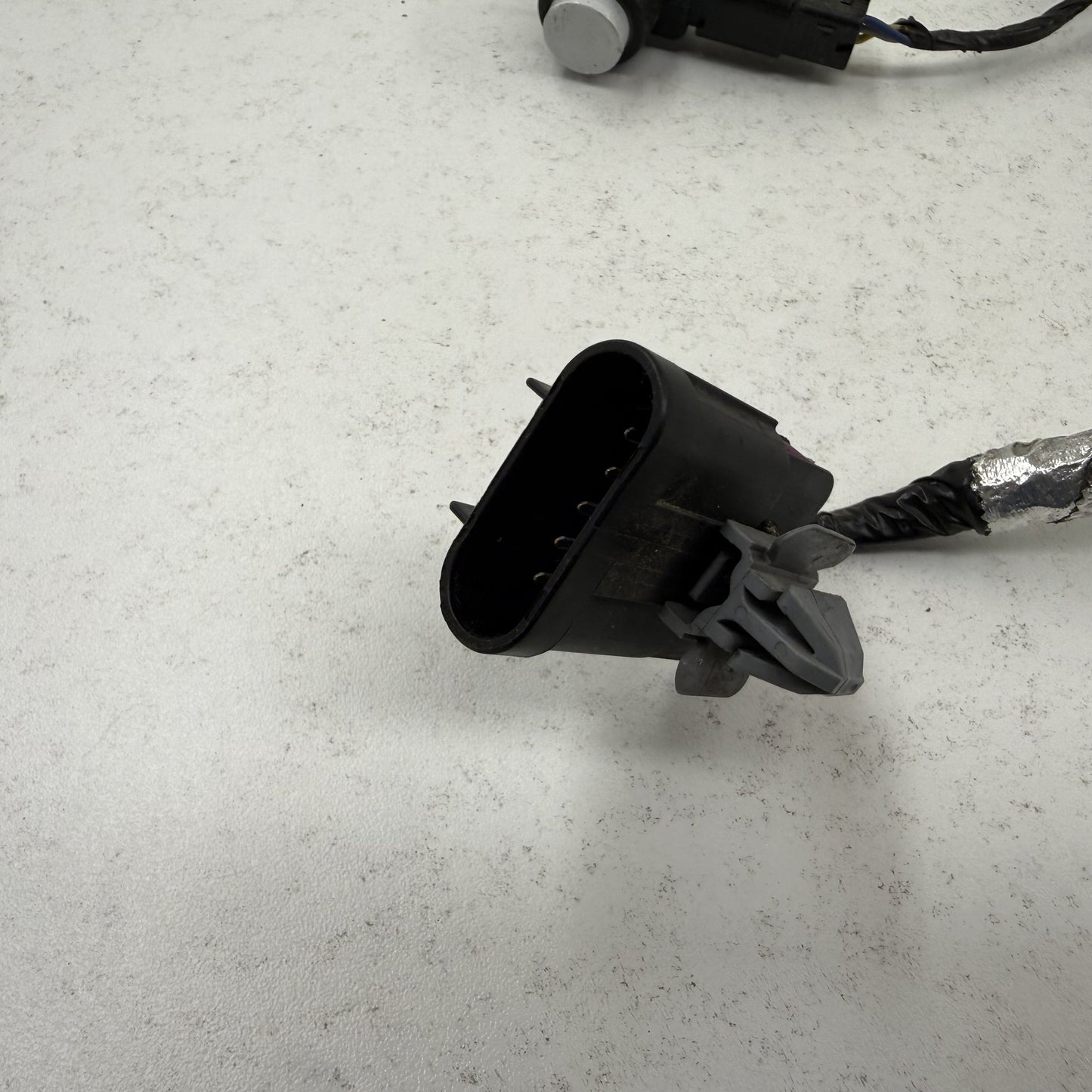2014-2015 Chevrolet Camaro Rear Bumper Wiring Harness W/ Parking Sensors OEM