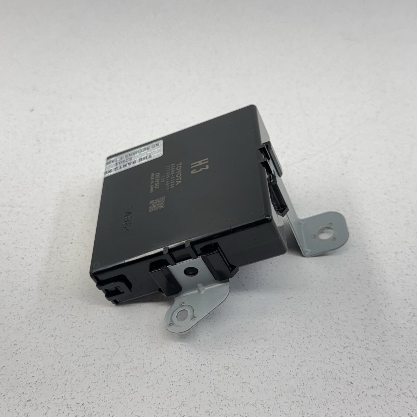 19-21 Toyota Prius Prime Heat Pump Module 886A0-47030 OEM