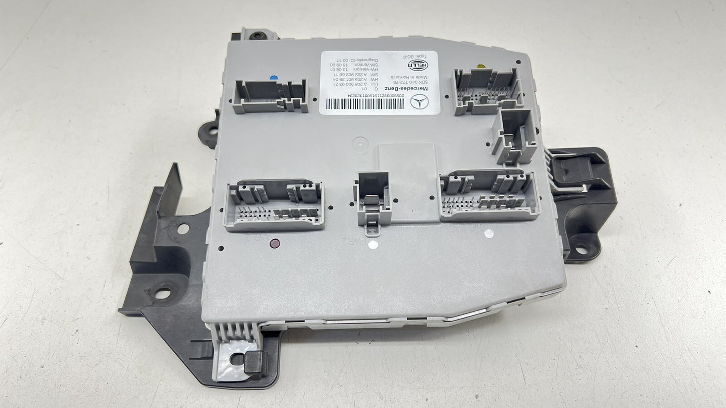 15-18 MERCEDES-BENZ C63S W205 SAM BCM SIGNAL CONTROL MODULE A 205 900 93 21 OEM