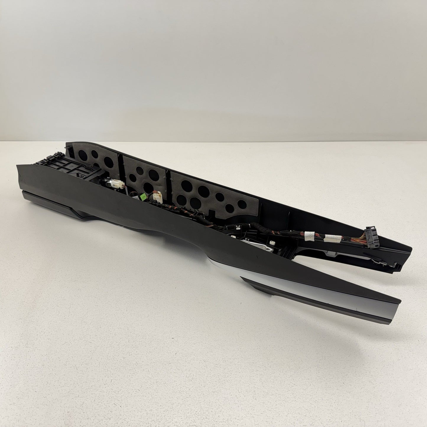 05-12 Porsche 911 997 Carrera Cabriolet Center Console Arm Rest Storage OEM