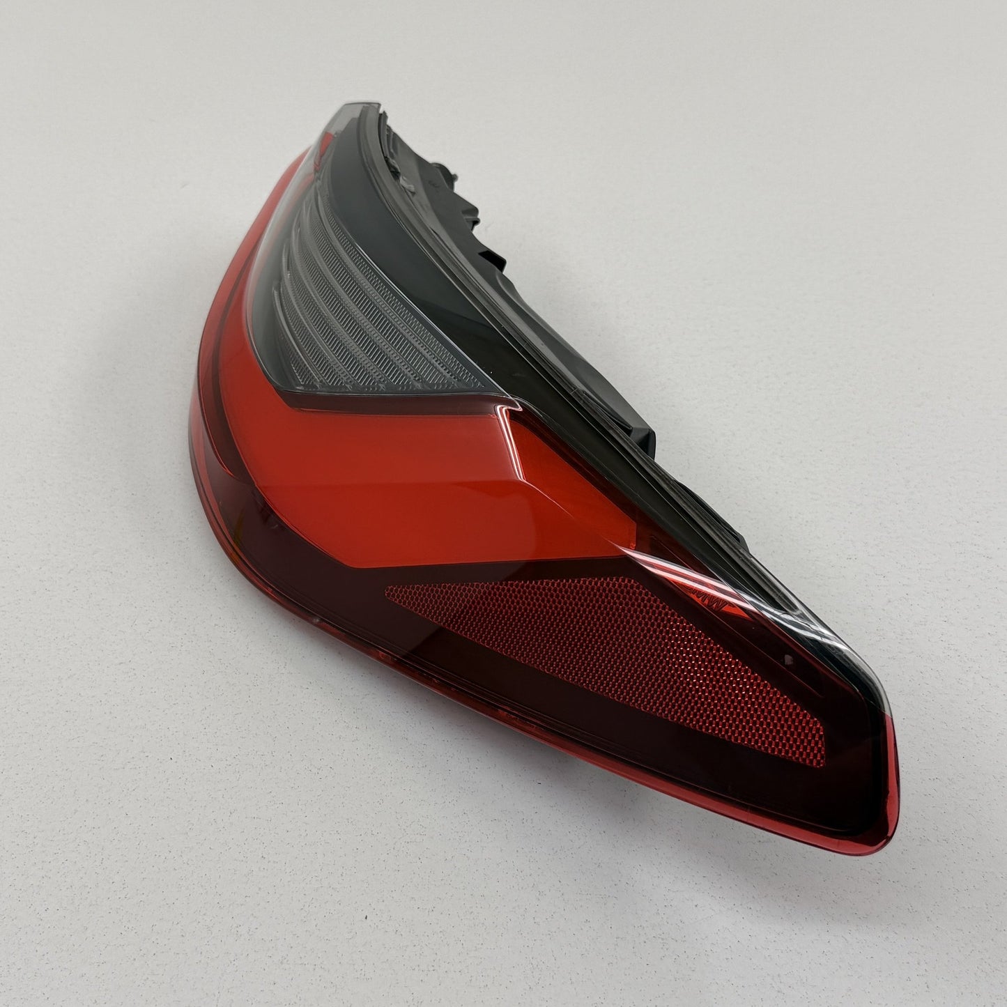 2021-2024 BMW M4 M440i 430i G22 G82 Right Rear Outer Taillight Lamp 7477606 OEM