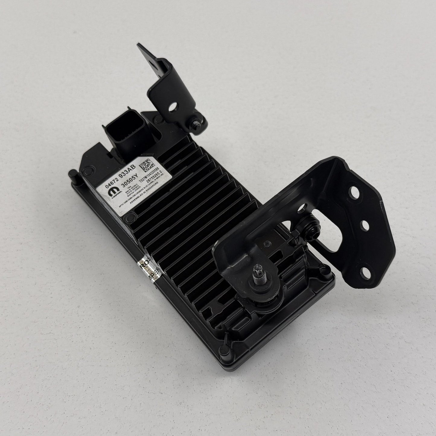2023-2024 Ram 2500 3500 Front Windshield Surround View Camera 04672933AB OEM