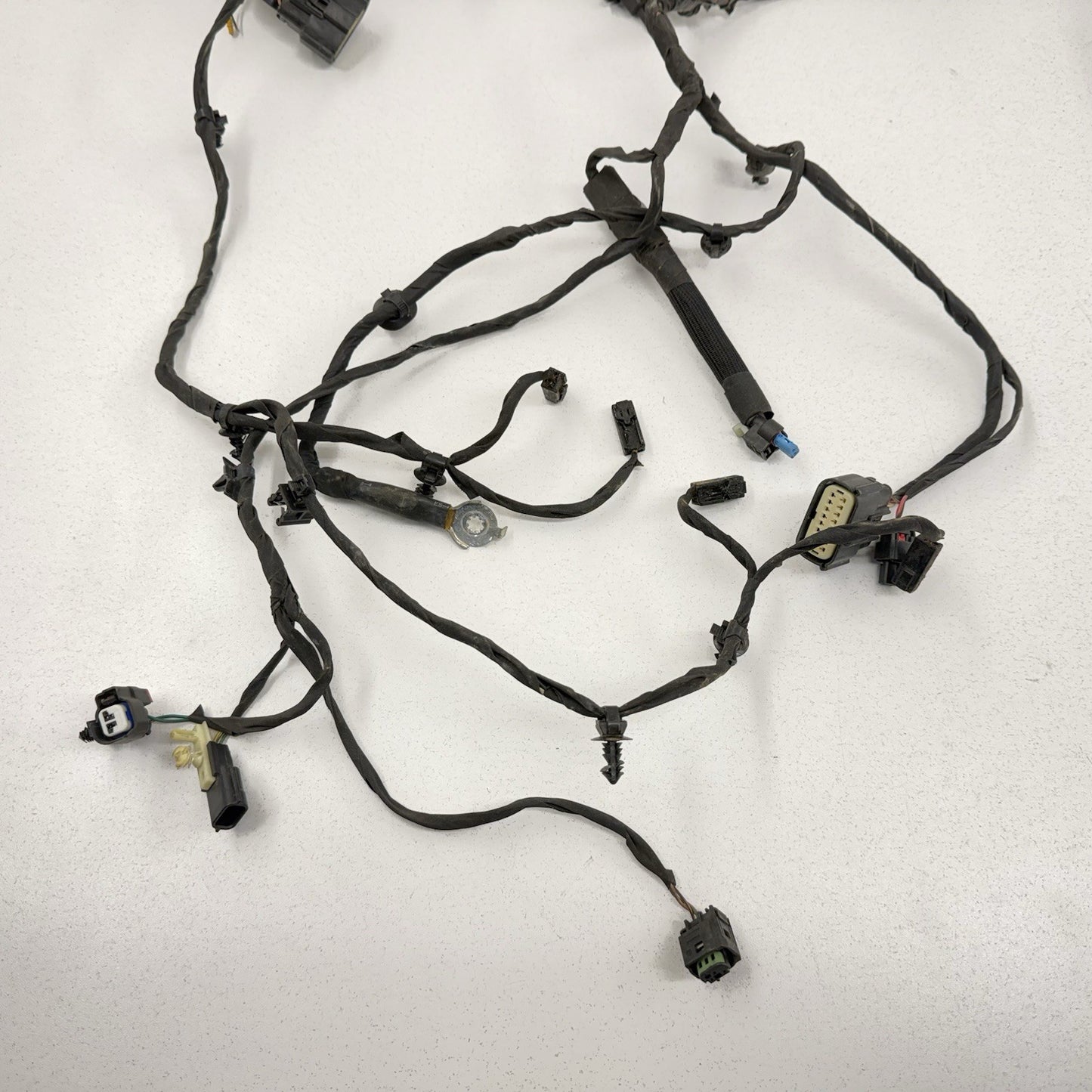 2021 Dodge Challenger Engine Bay Wiring Wire Harness W/ Fuse Box 68498602AB OEM