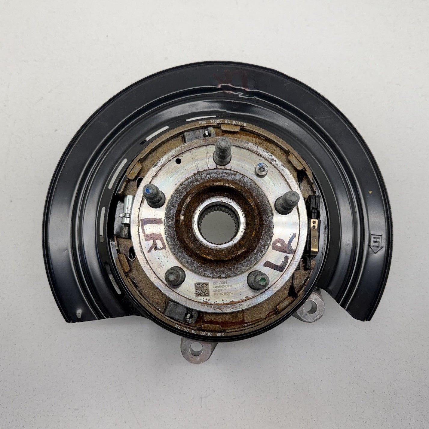 16-24 Chevrolet Camaro ZL1 SS Driver Left Rear Spindle Knuckle Hub Bearing OEM