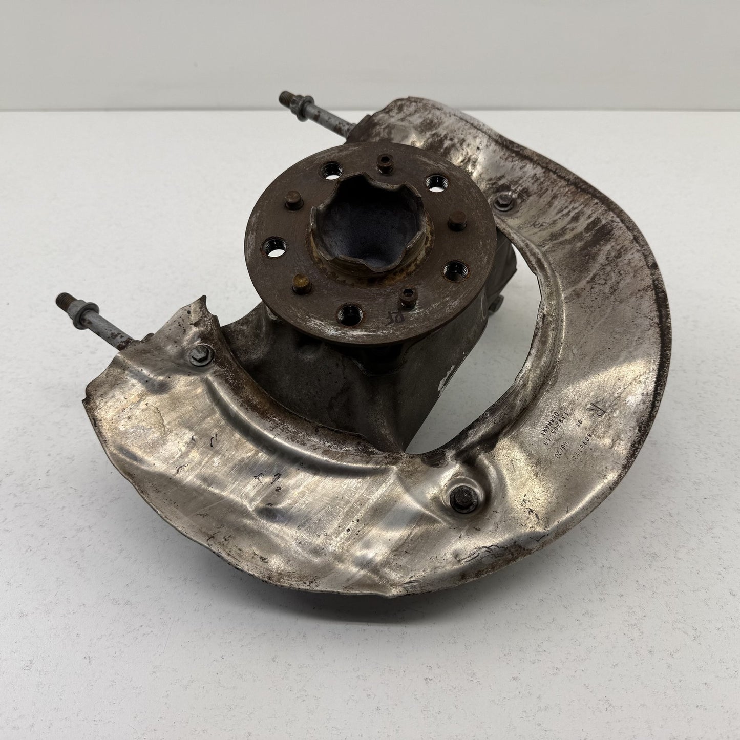 21-26 BMW M3 M4 G80 G82 RWD Right Front Spindle Knuckle Hub Wheel Bearing OEM