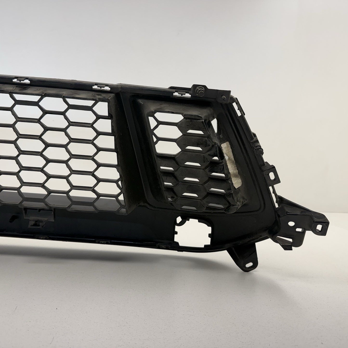 24-26 Ford Mustang GT Front Bumper Upper Grill Grille PR3B-8150-CBW OEM