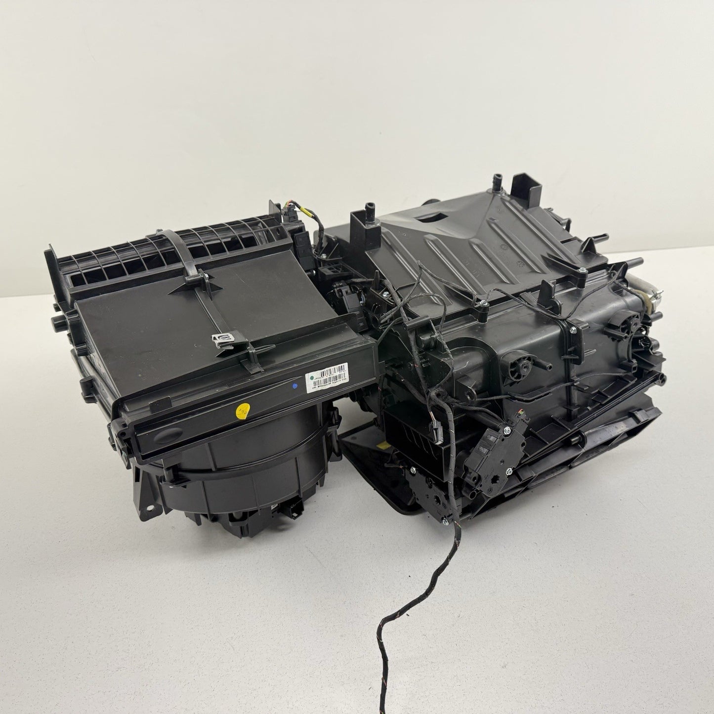 17-23 Audi R8 HVAC Box Heater Core Blower Motor Housing 4S1820005B OEM