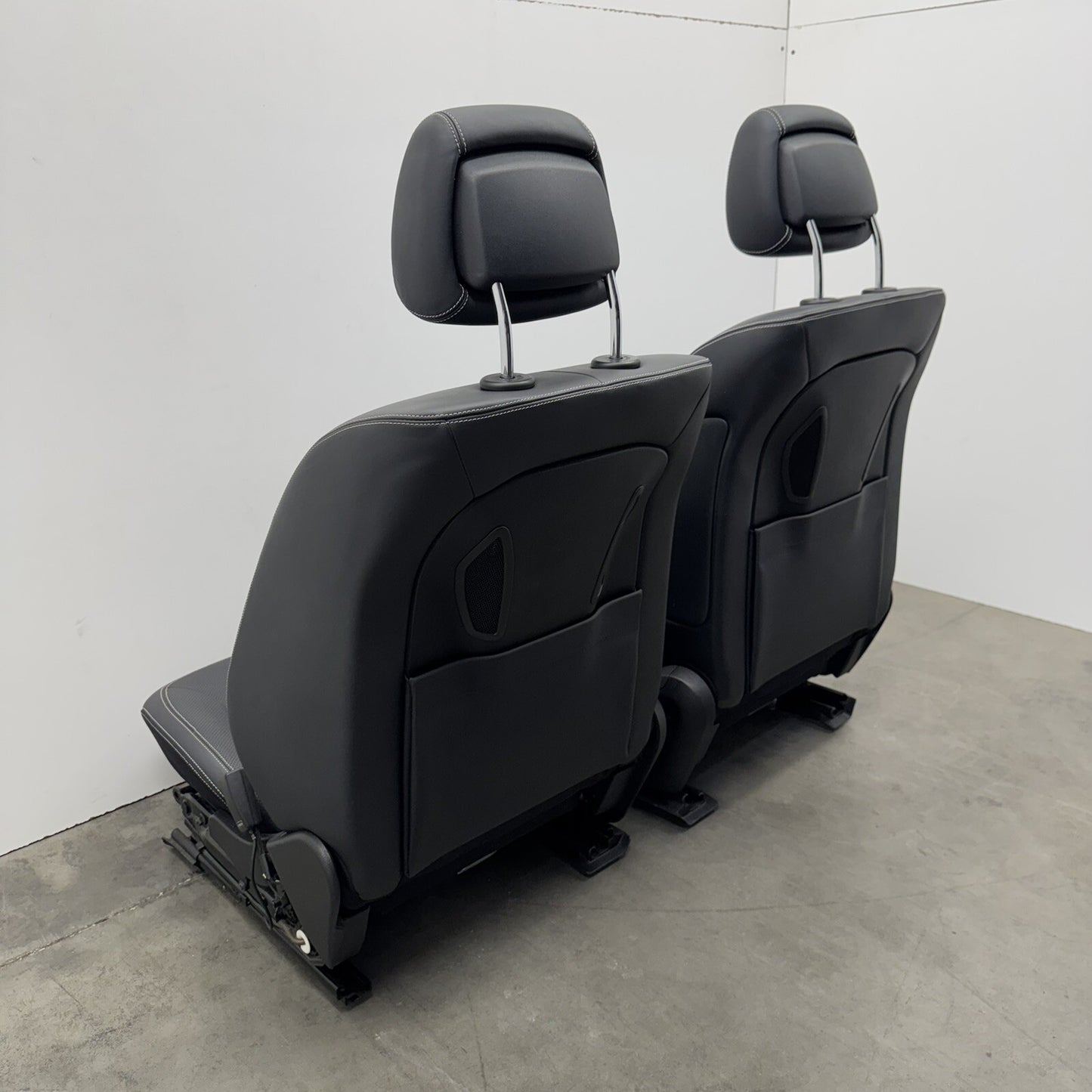 12-18 Mercedes Benz CLS550 W218 Front Seat Pair Leather Black OEM