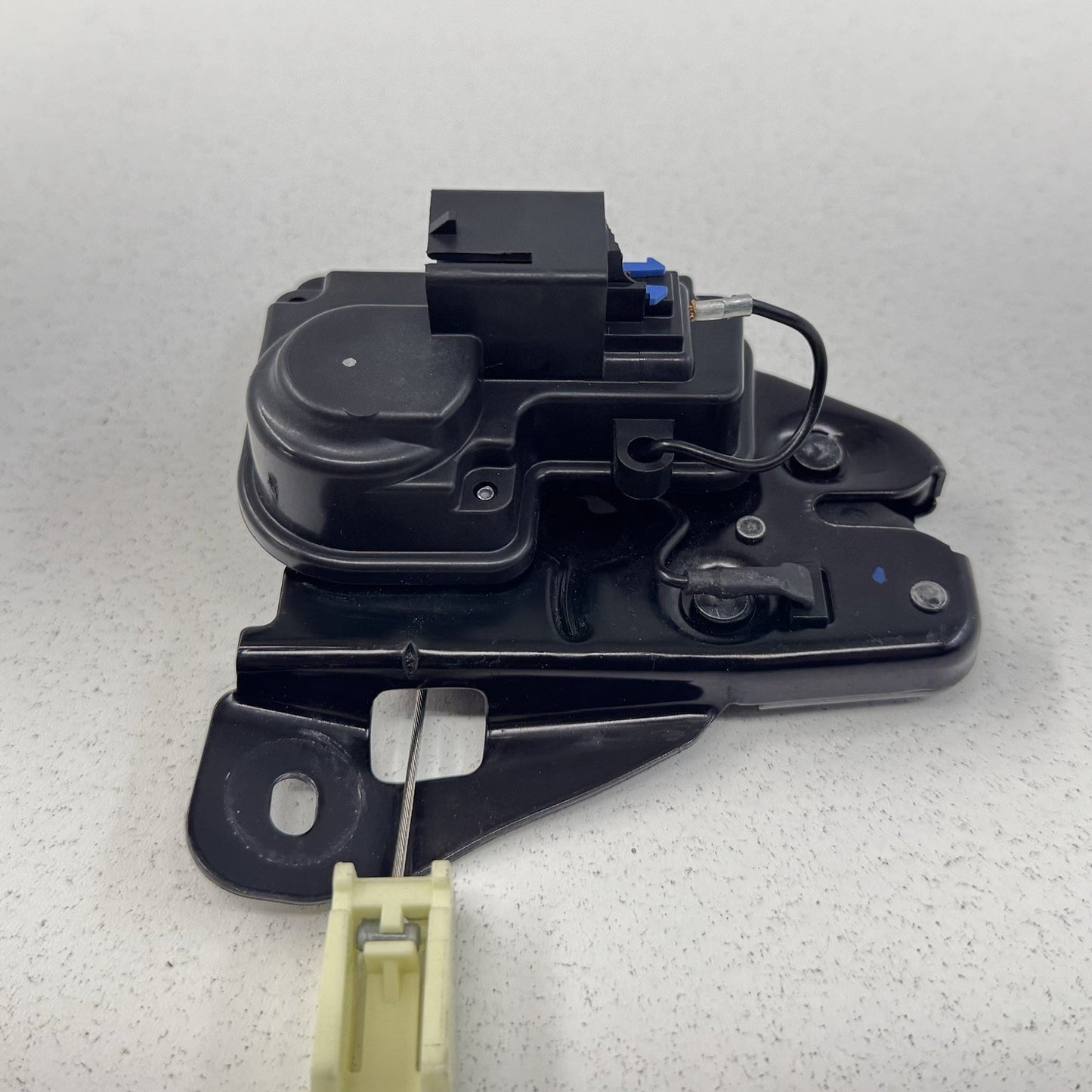 11-23 Dodge Challenger Charger Rear Trunk Latch Lock Actuator 04589217AF OEM
