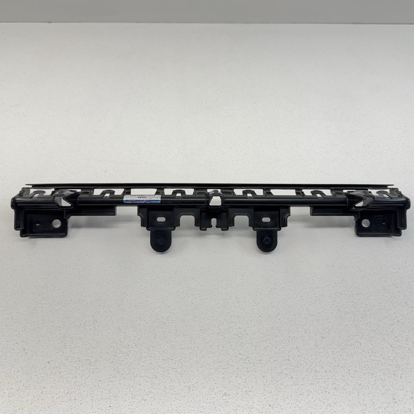 24-26 Ford Mustang Rear Bumper Center Support Mount Bracket PR3B-17B861-A OEM