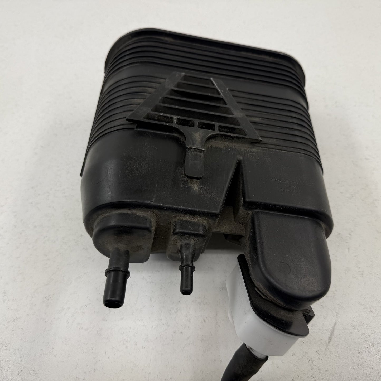 2011-2021 Dodge Durango Fuel Evap Vapor Charcoal Emission Canister OEM