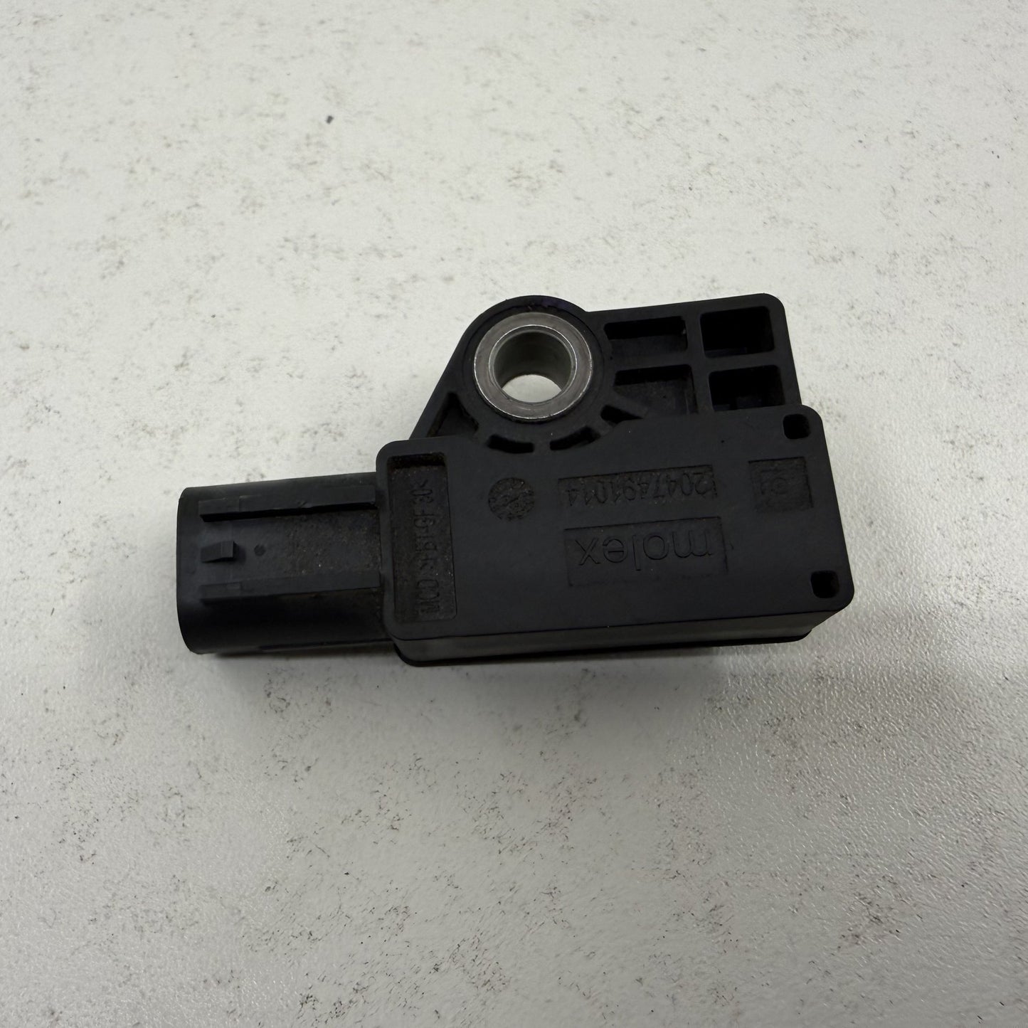 2022-2024 Rivian R1S R1T Acceleration Vibration Sensor 2047491007 OEM
