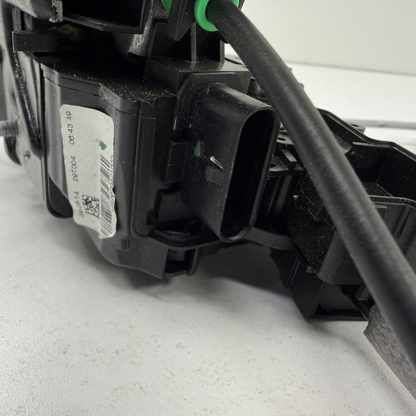 2014-2020 Mercedes S550 W222 Right Rear Door Lock Latch Actuator Keyless Go OEM