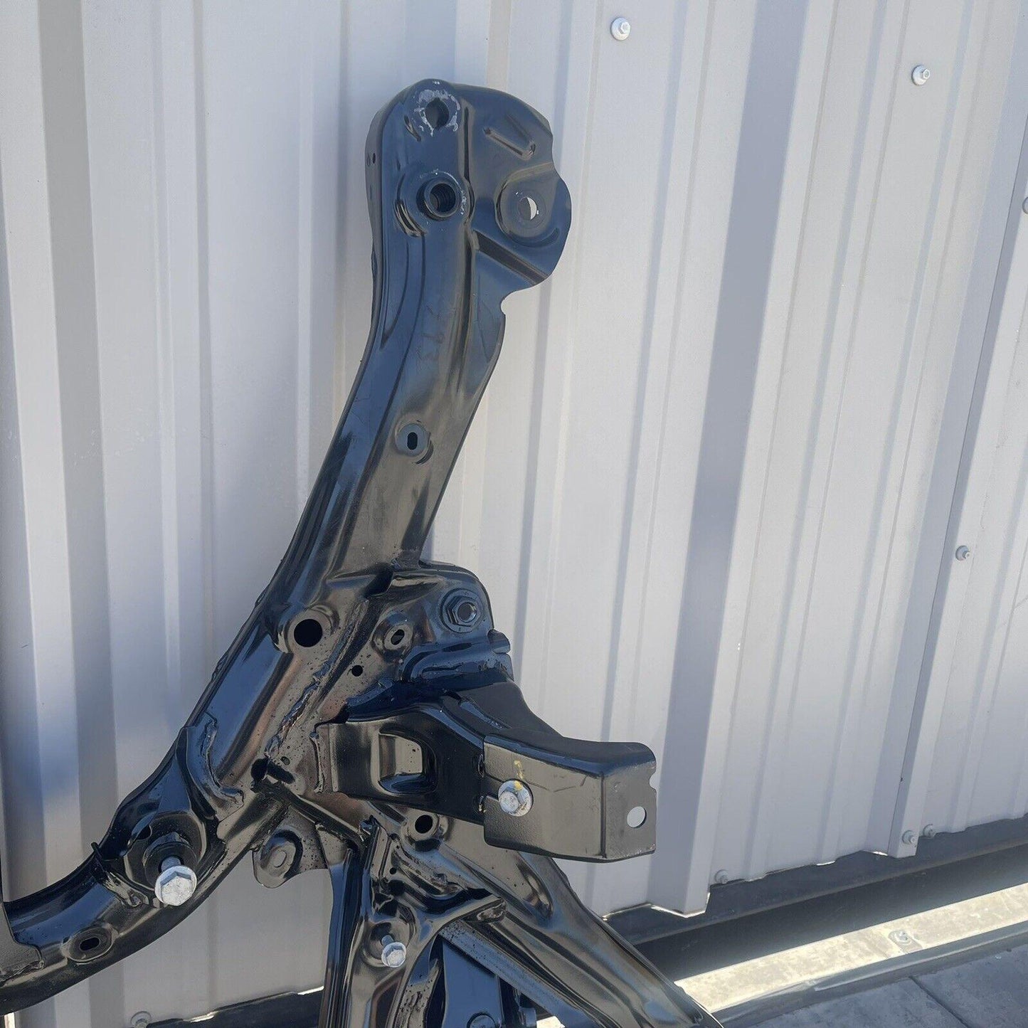 17-22 TESLA MODEL 3 AWD FRONT SUSPENSION CRADLE ENGINE SUBFRAME CROSSMEMBER OEM
