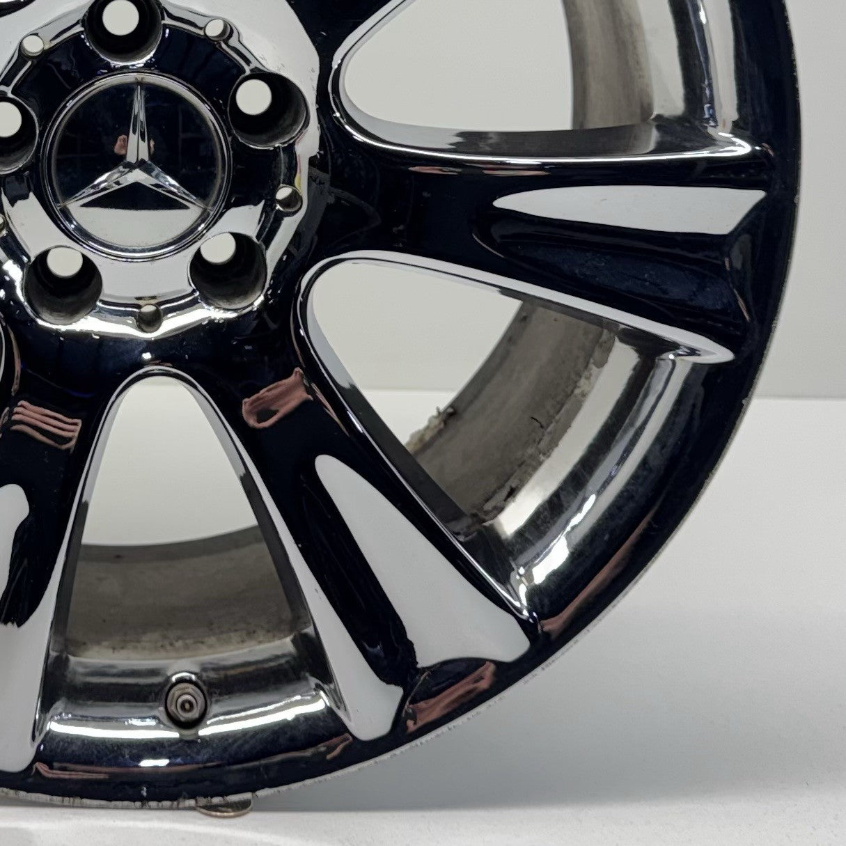 06-11 Mercedes-Benz CLS550 W219 Rear Wheel Rim 18x9.5 Chrome Factory OEM