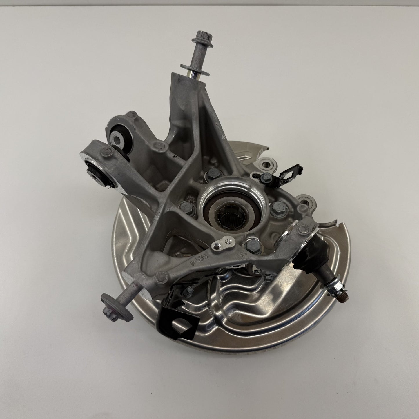 2023-2025 Honda Pilot Right Rear Spindle Knuckle Hub Wheel Bearing OEM