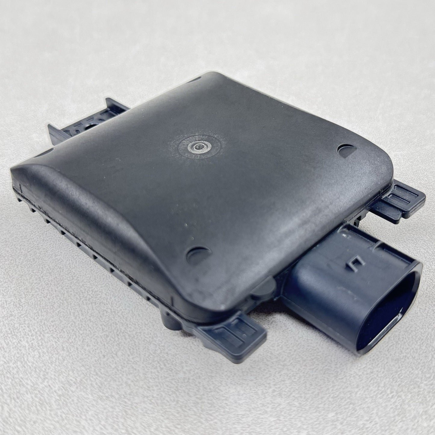22-25 VOLKSWAGEN GOLF R MK8 RIGHT REAR BLIND SPOT SENSOR RADAR MONITOR OEM