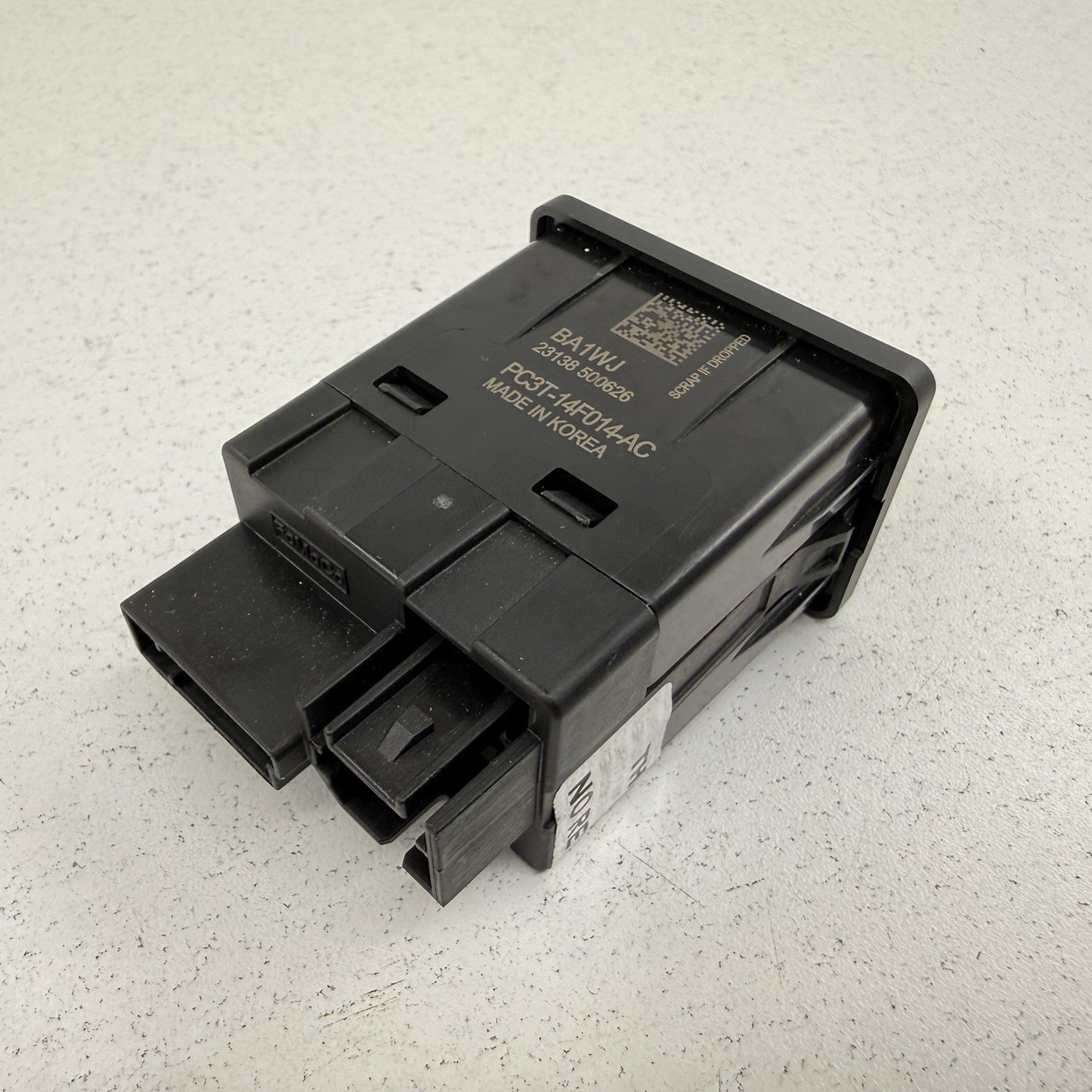 24-26 Ford Mustang Front Center Console USB Charge Port PC3T-14F014-AC OEM