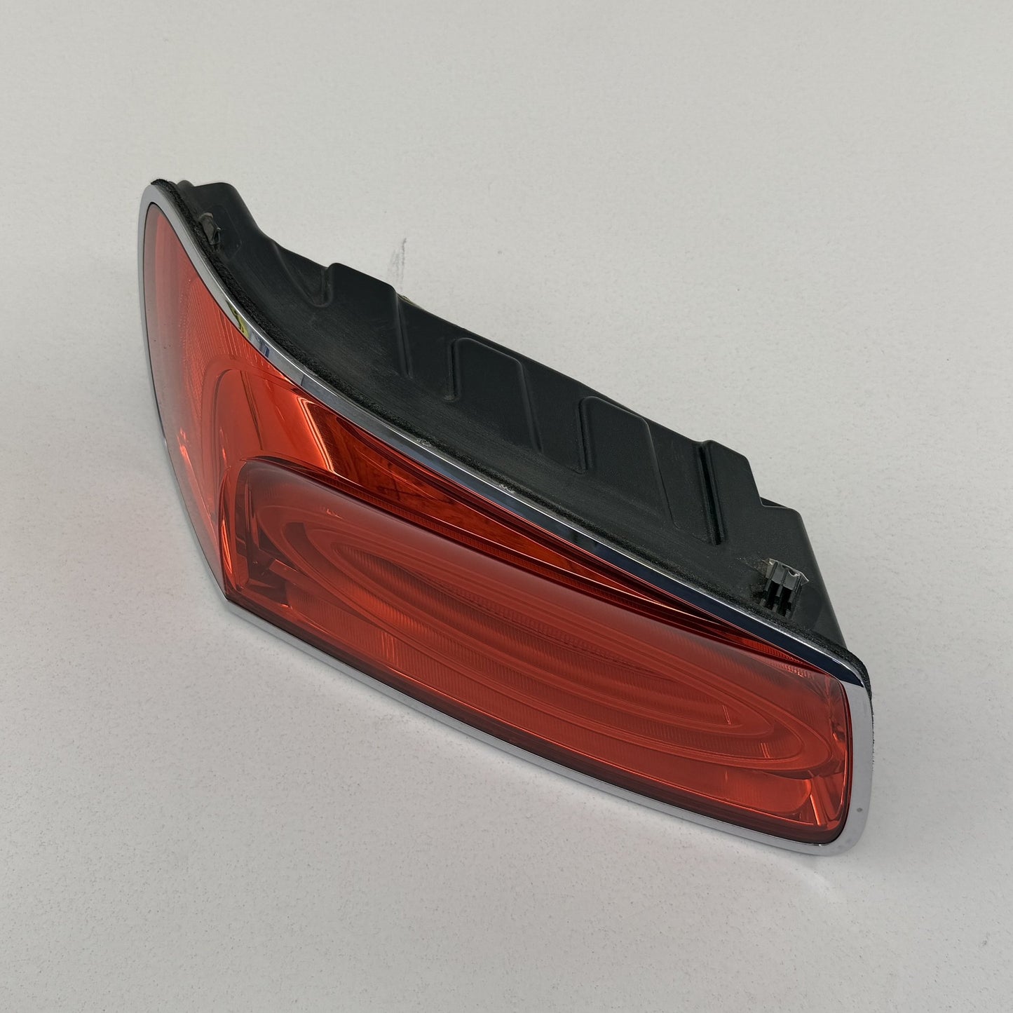 2014-2018 Bentley Flying Spur Left Rear LED Taillight Light Lamp 4W0945095J OEM
