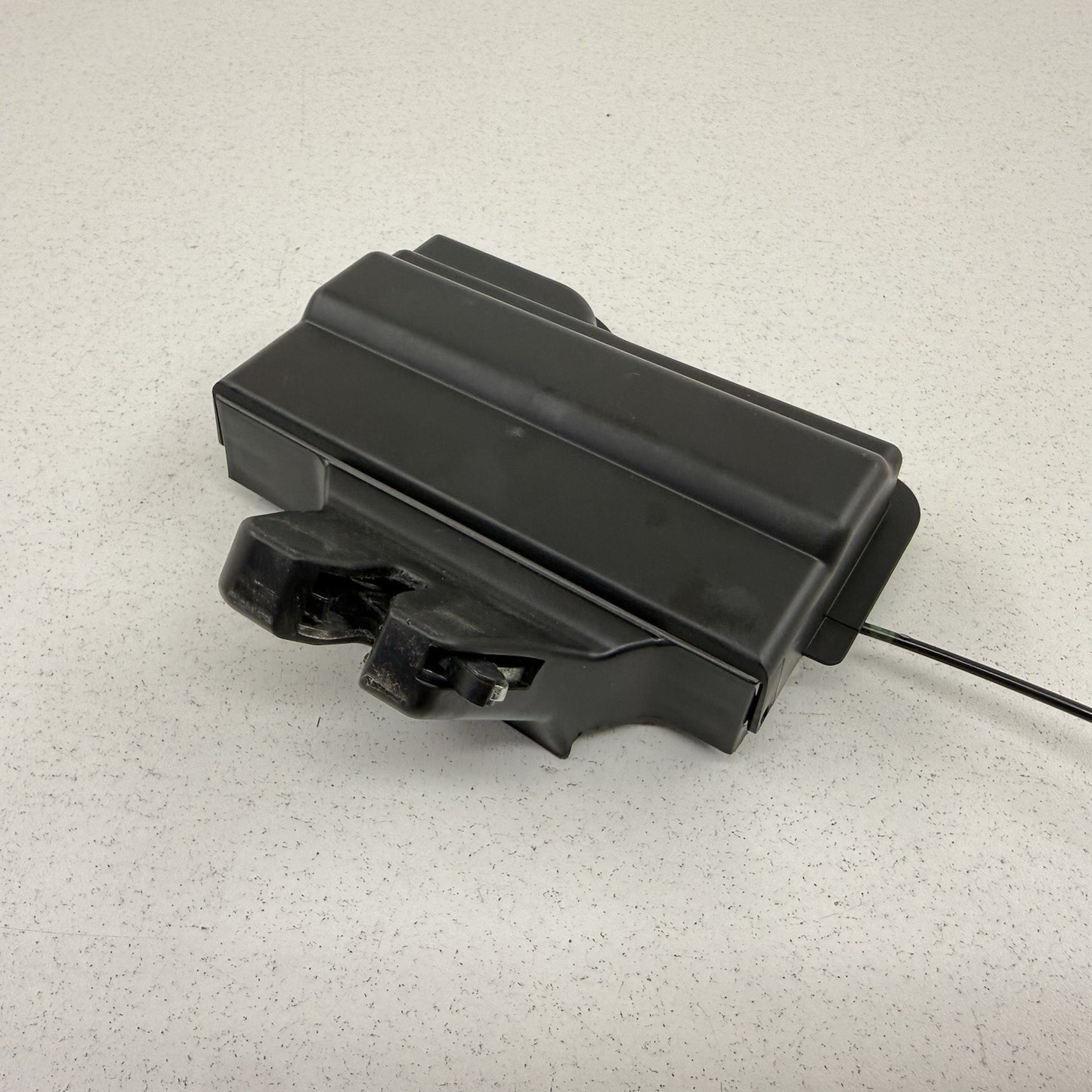 14-24 Infiniti Q50 Trunk Latch Lock Actuator Pull Release Lever OEM