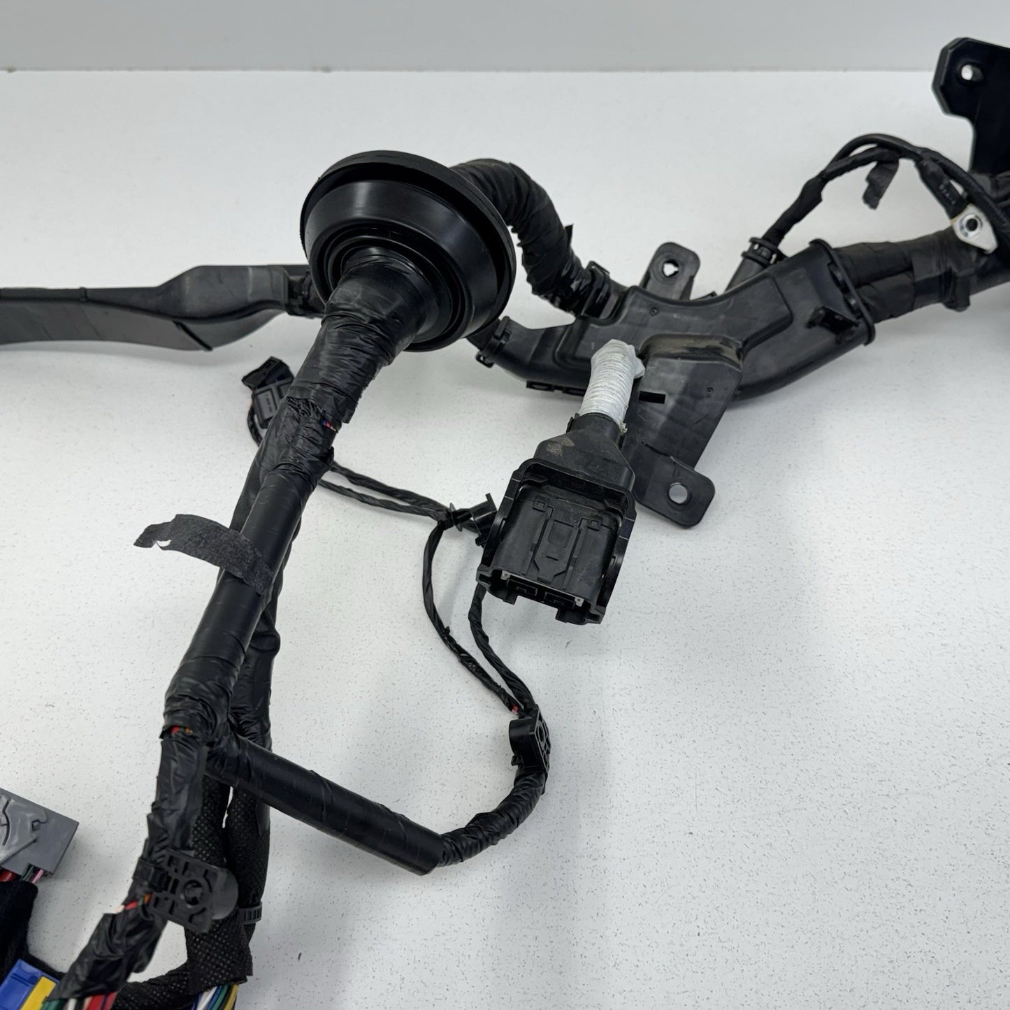 24-26 Hyundai Elantra N 2.0L Automatic Engine Wiring Harness With Fuse Box OEM