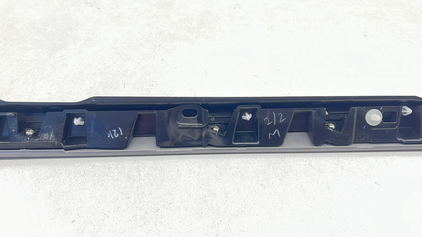 24-25 NISSAN Z NISMO RIGHT REAR QUARTER PANEL C PILLAR FINISH MOLDING TRIM OEM