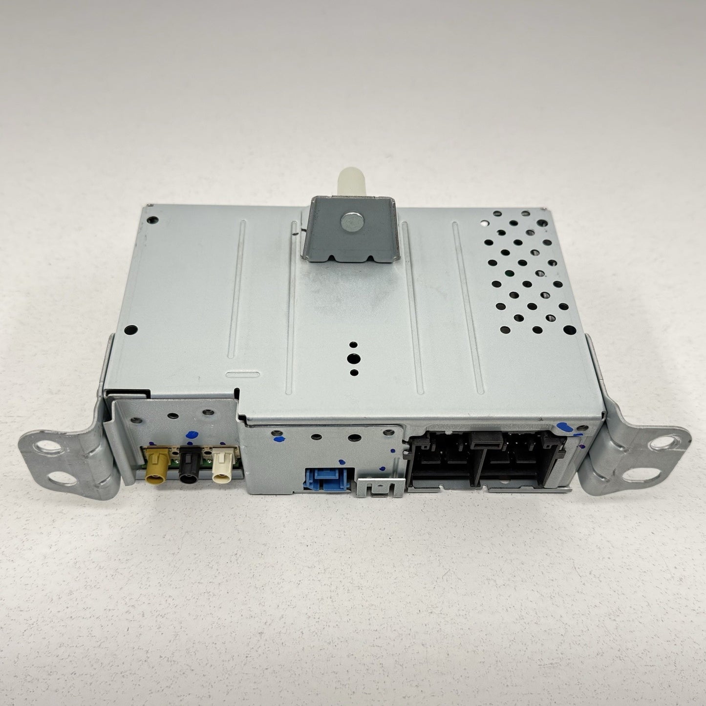 24-25 Ford Mustang Sync 4 AM FM HD Radio Audio Receiver PR3T-18D890-DLG OEM