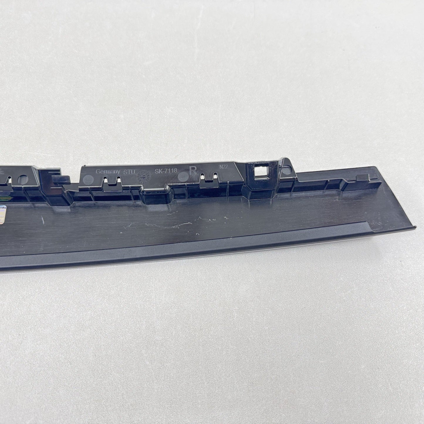 22-25 VOLKSWAGEN GOLF R MK8 PASSENGER RIGHT B PILLAR APPLIQUE TRIM PANEL OEM