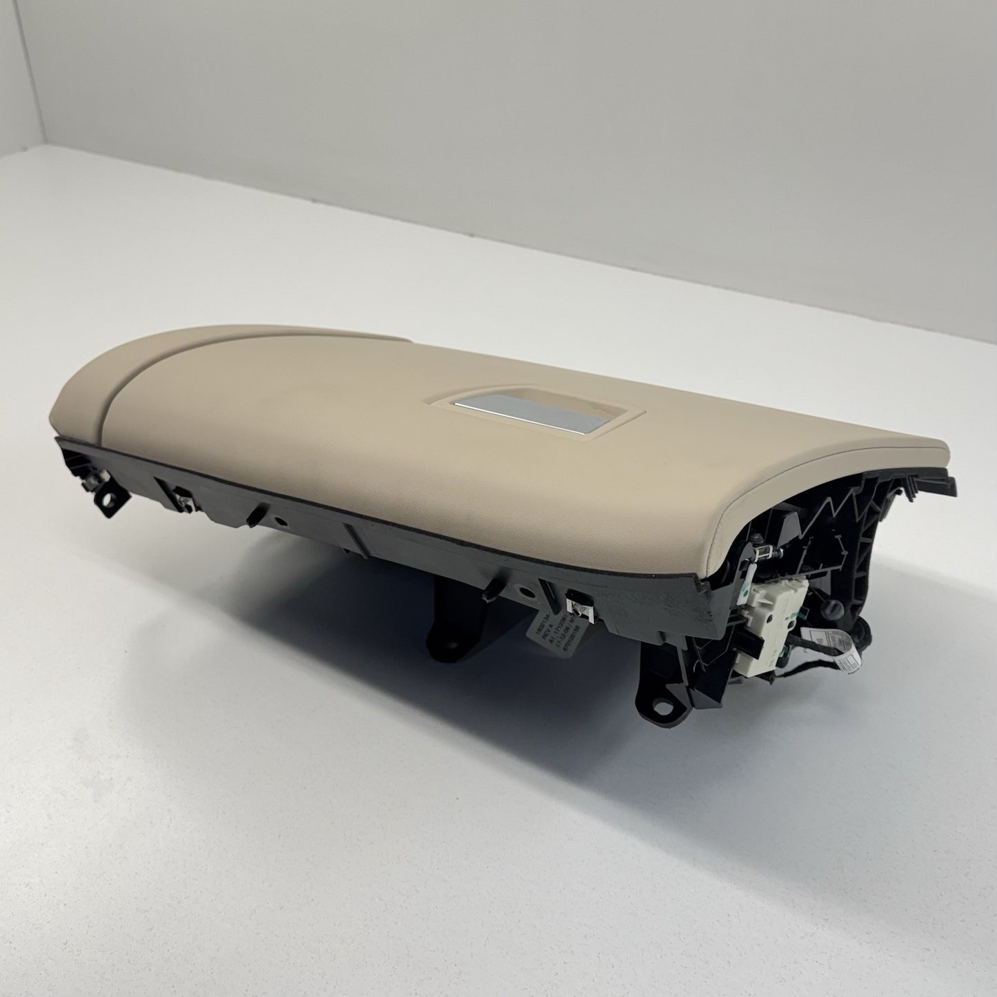 14-24 Maserati Ghibli Front Glove Box Storage Compartment 670099853 OEM