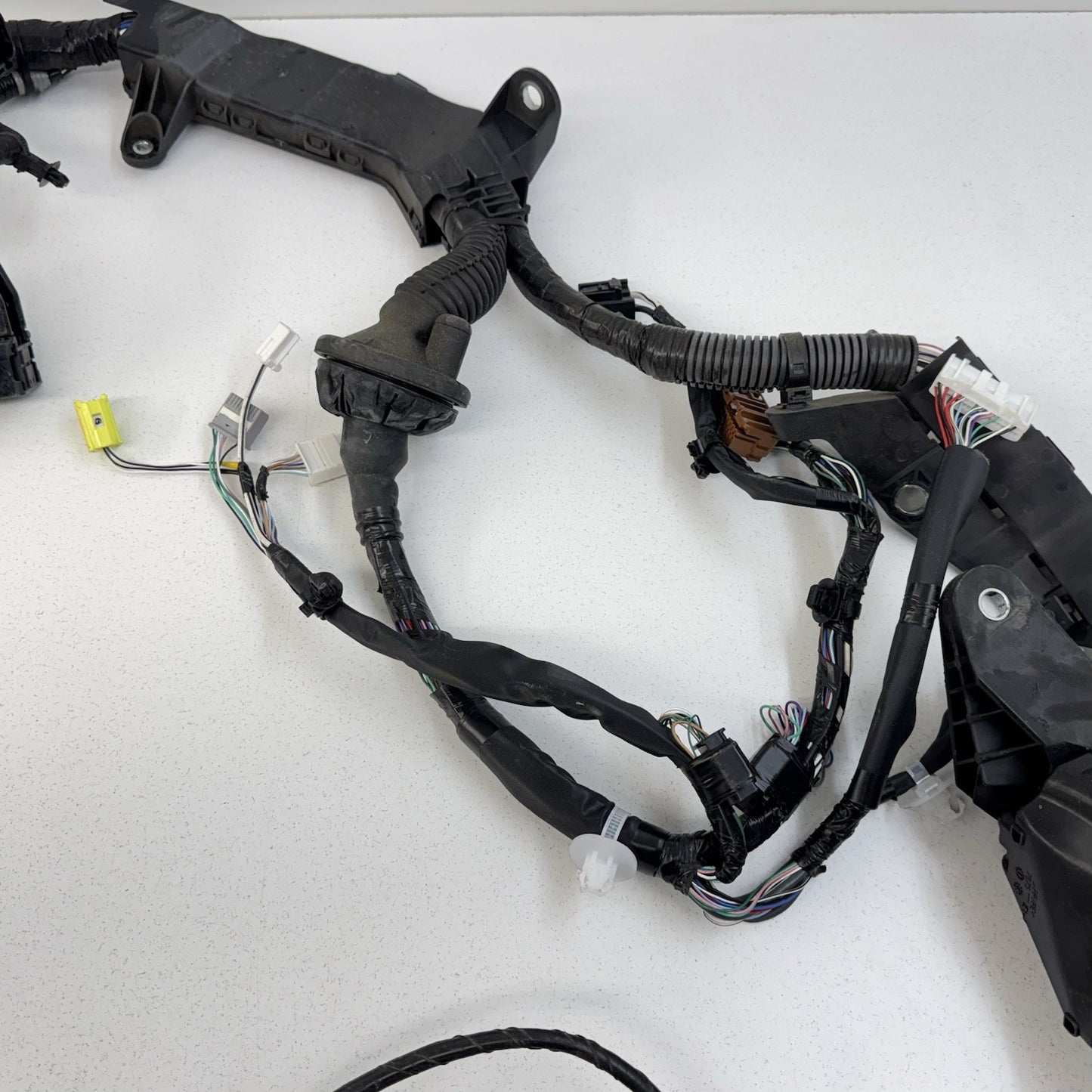 20 Toyota Prius Prime Engine Bay Wiring Harness With Fuse Box 82111-47R70 OEM