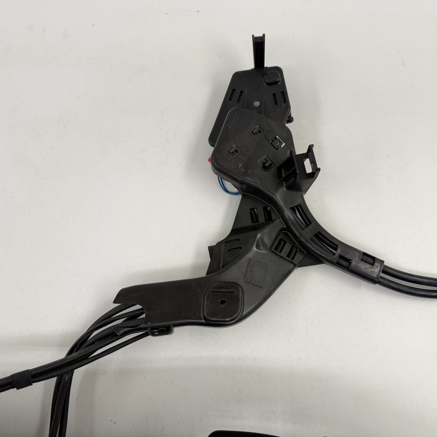 2014-2017 Mercedes-Benz S550 W222 Front Windshield Cowl Cover Trim Panel OEM