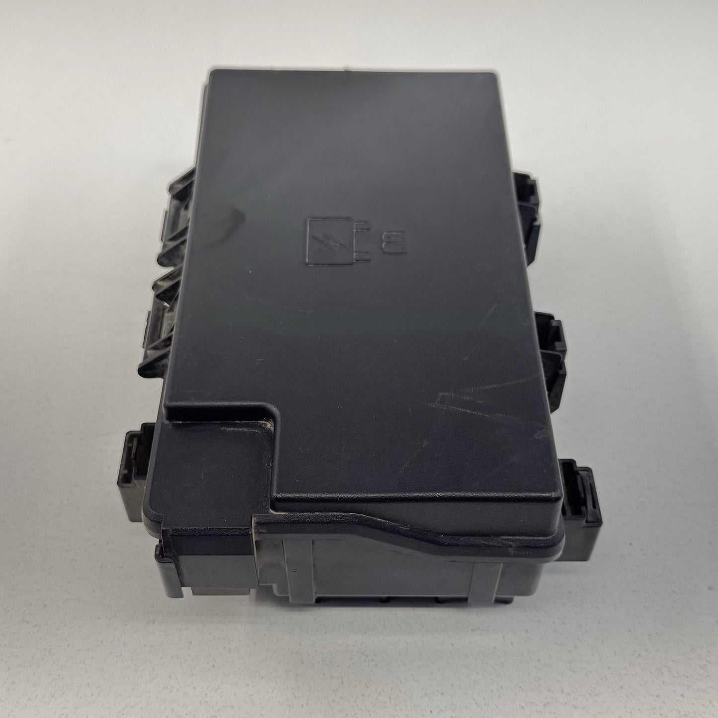 20-22 Ram 2500 3500 Intelligent Power Distribution Fuse Box 68437289AB OEM