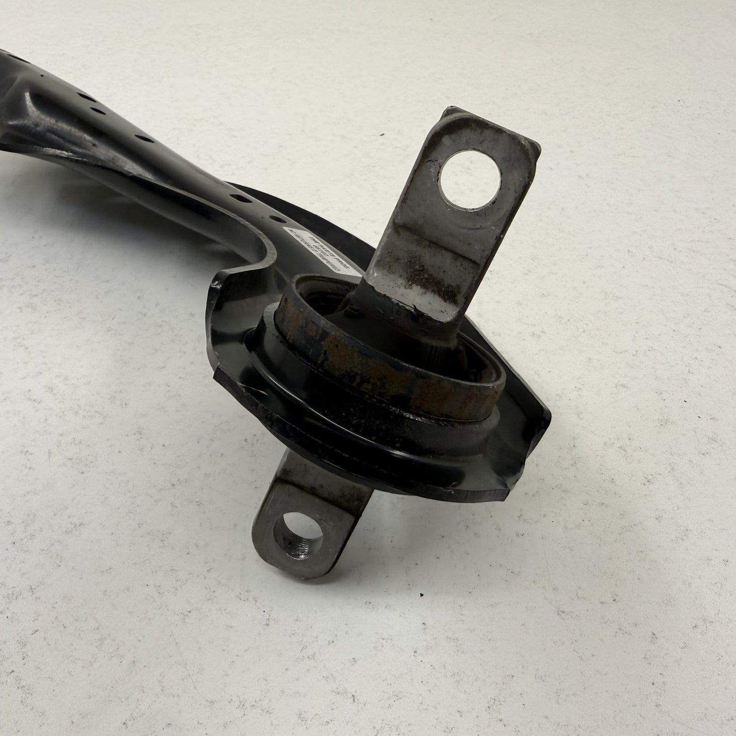 2019-2025 Toyota RAV4 AWD Passenger Right Rear Control Arm Suspension Set OEM