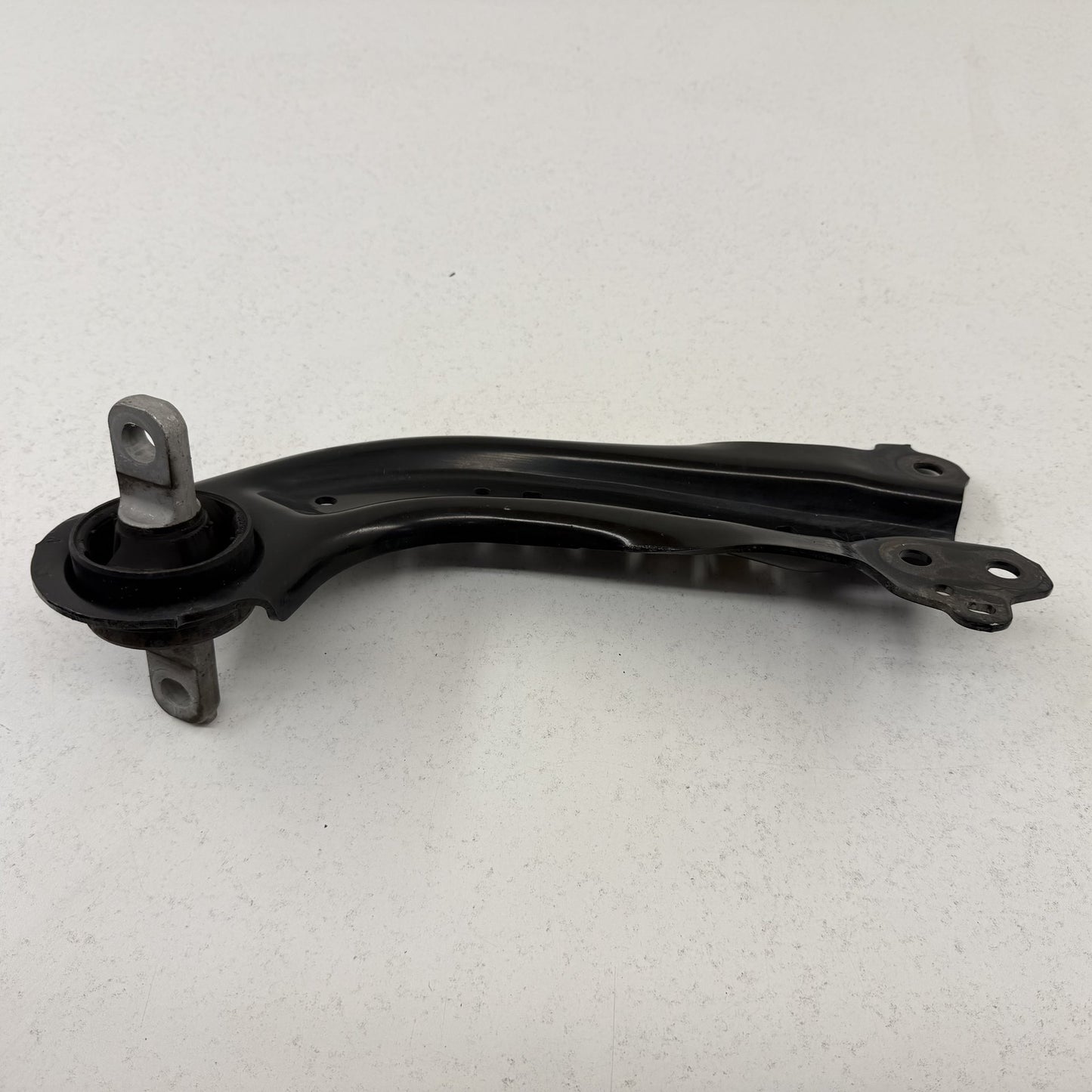 2019-2025 Toyota RAV4 AWD Passenger Right Rear Control Arm Suspension Set OEM