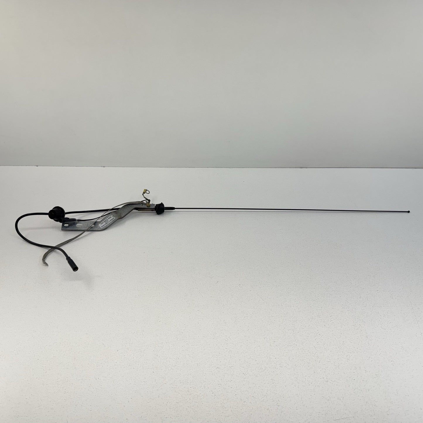 97-04 Chevrolet Corvette C5 FRC Coupe Radio Antenna Receiver 10282230 OEM