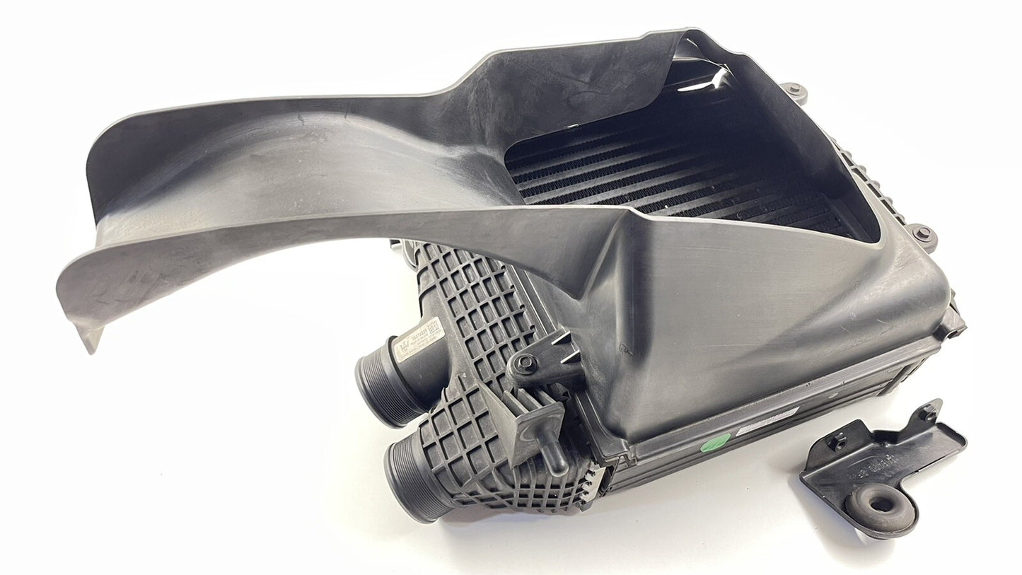 14-17 MASERATI GHIBLI DRIVER LEFT TURBO INTERCOOLER W/ DUCT 670009834 OEM