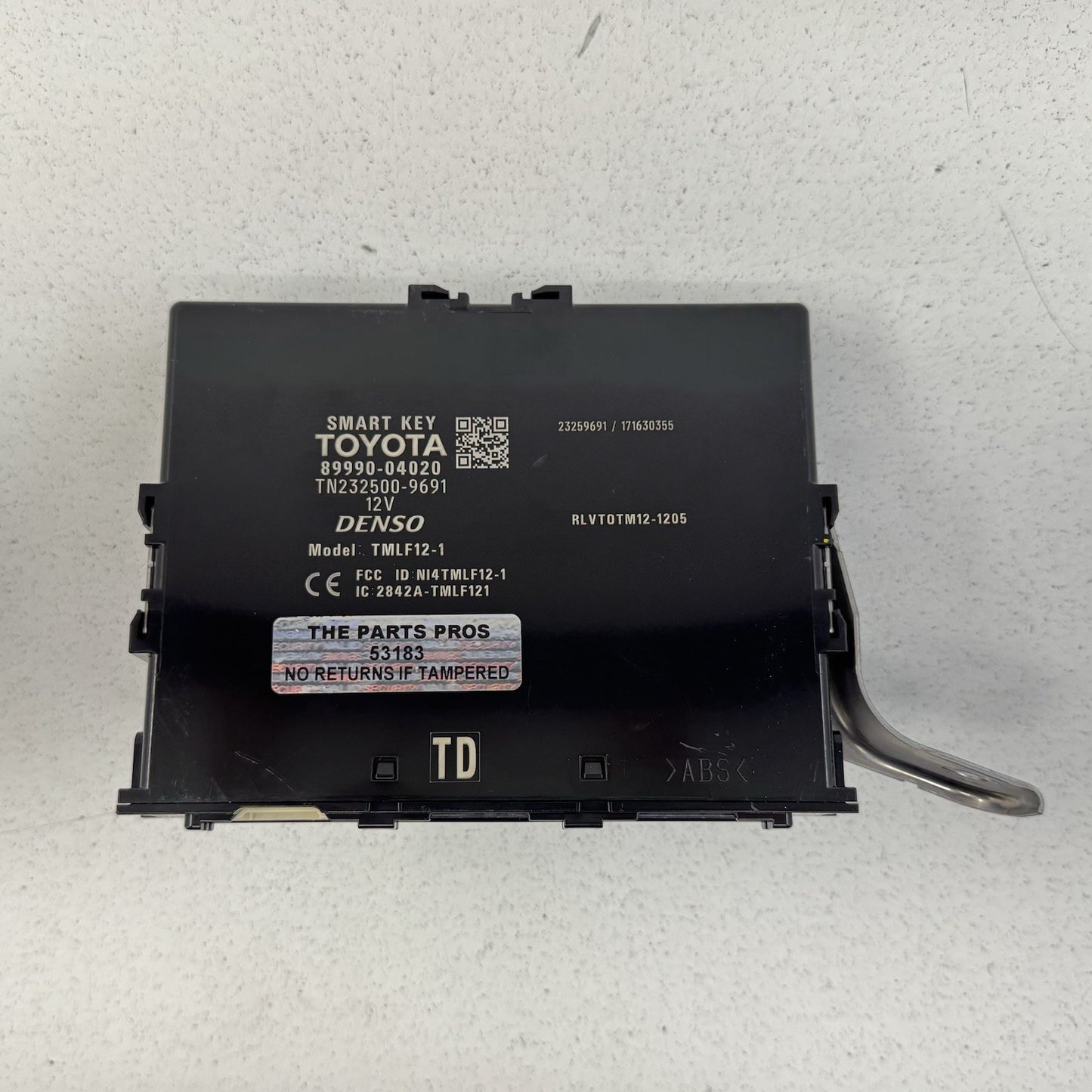 16-19 Toyota Tacoma Keyless Entry Smart Key Control Module 89990-04020 OEM