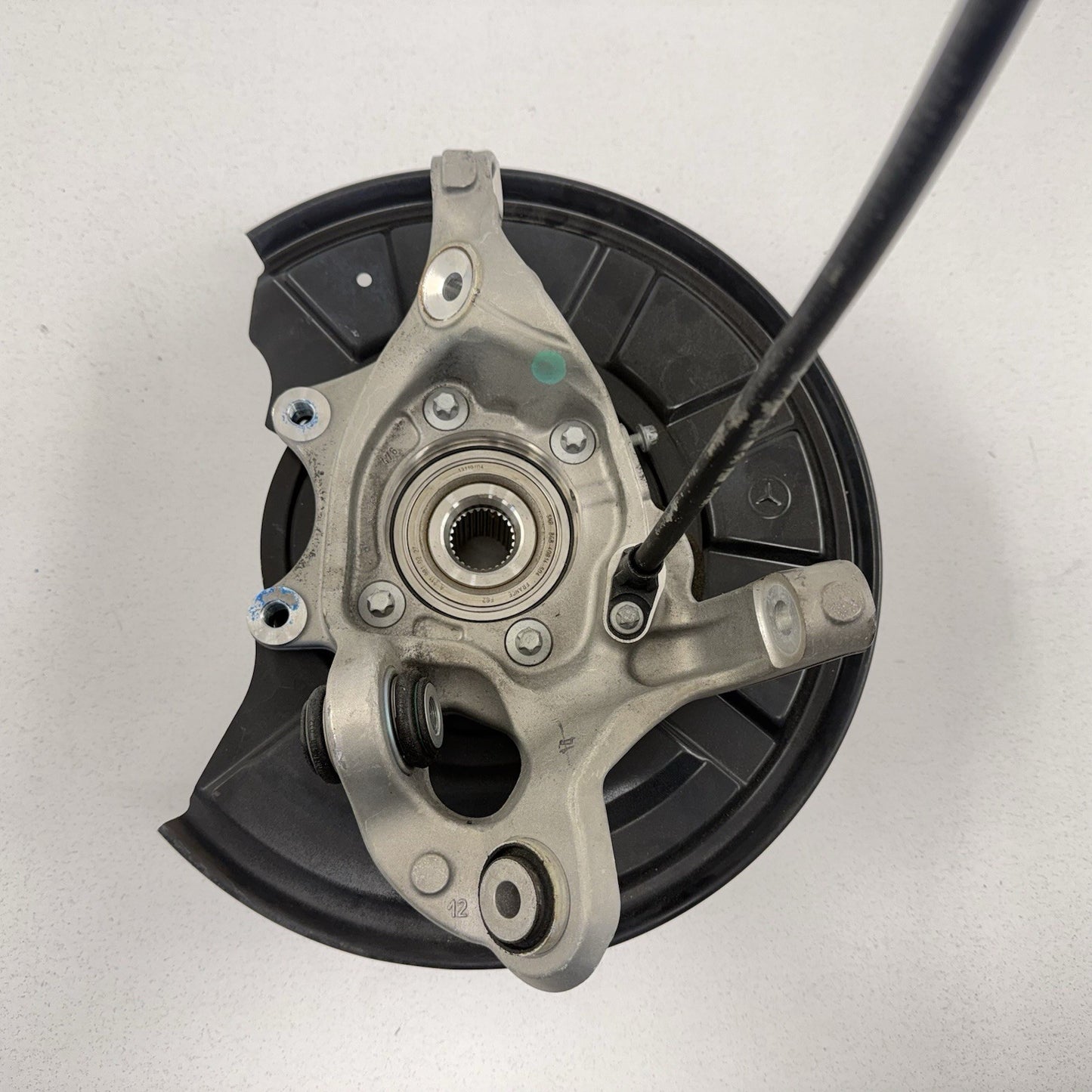 10-16 Mercedes W212 E350 Driver Left Rear Spindle Knuckle Hub Wheel Bearing OEM