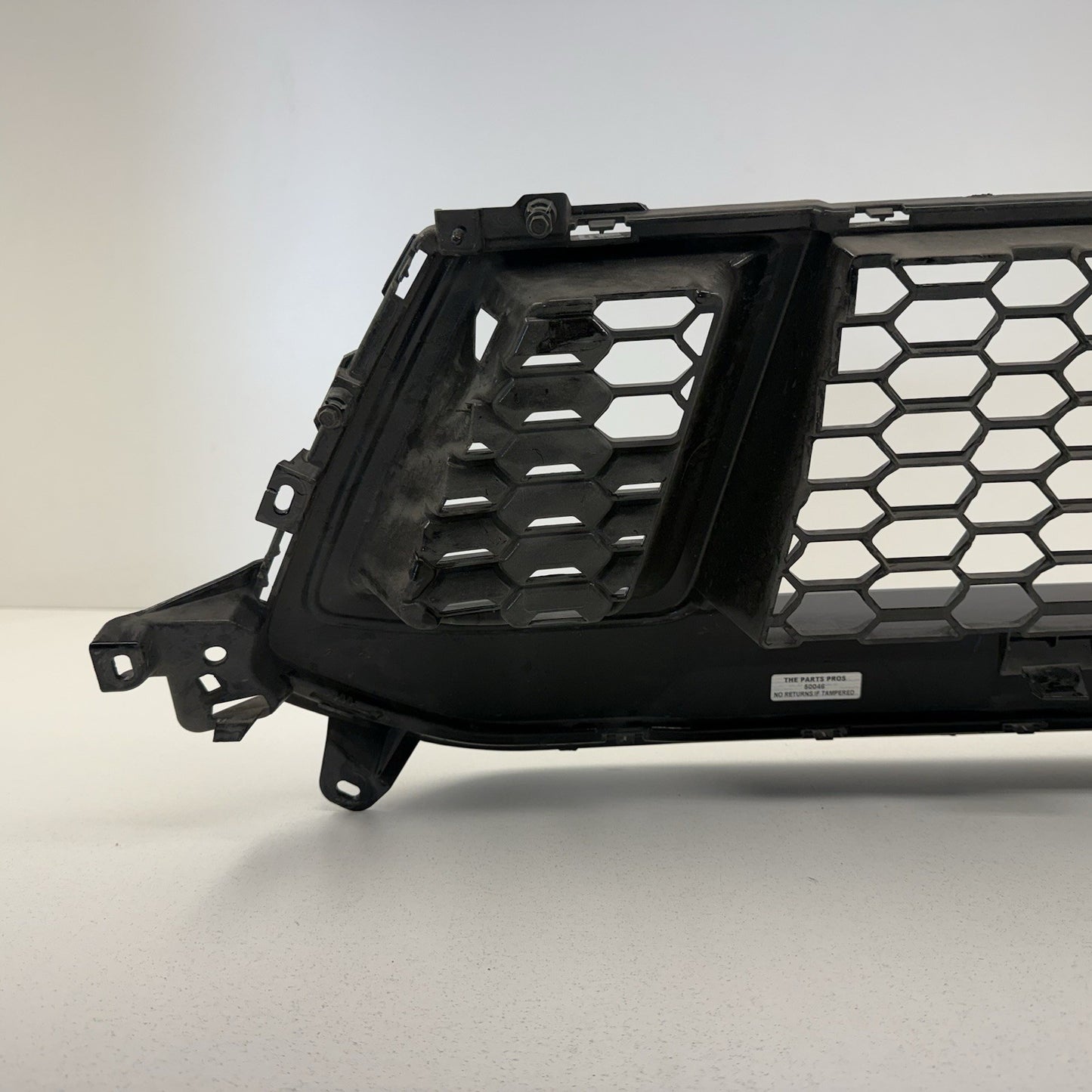 24-26 Ford Mustang GT Front Bumper Upper Grill Grille PR3B-8150-CBW OEM