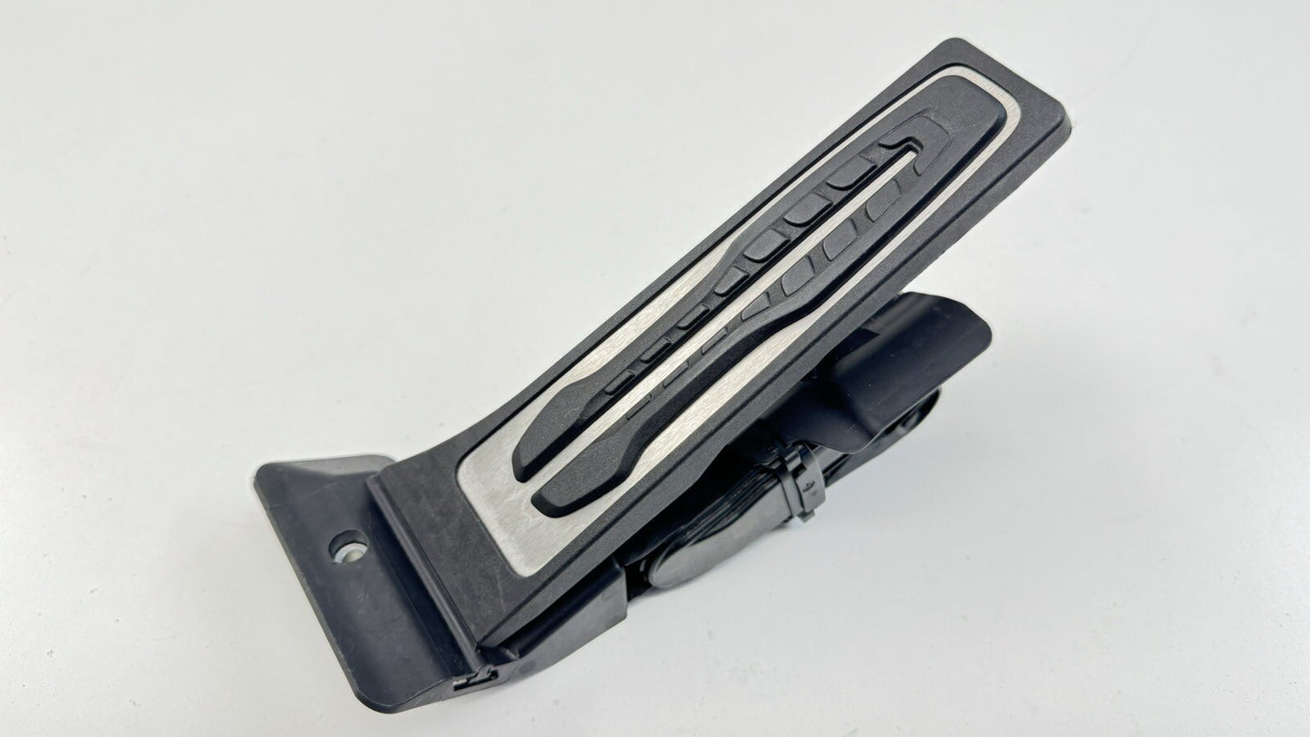20-23 TOYOTA SUPRA GAS PEDAL THROTTLE ACCELERATOR 6871053 OEM