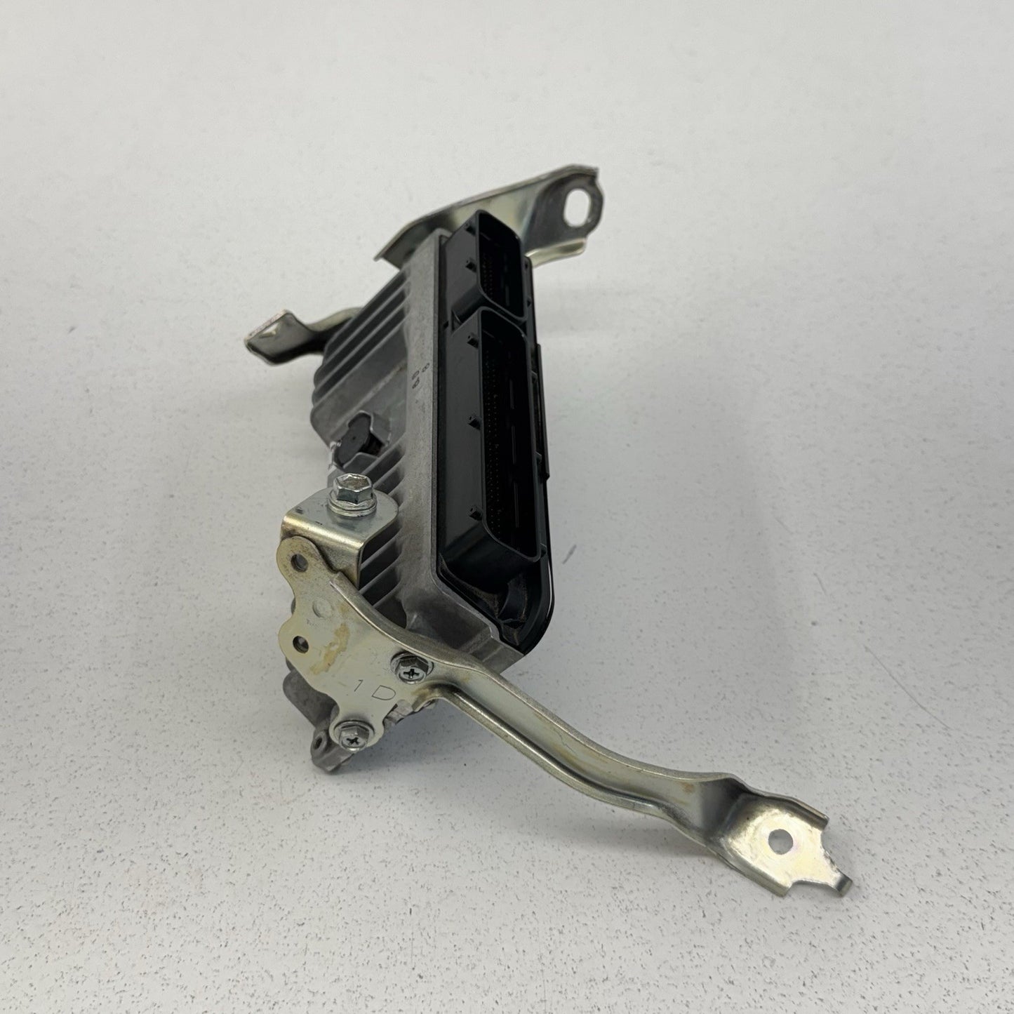 19-21 Toyota Prius Prime Motor Engine Control Module ECU 89661-47B80 OEM