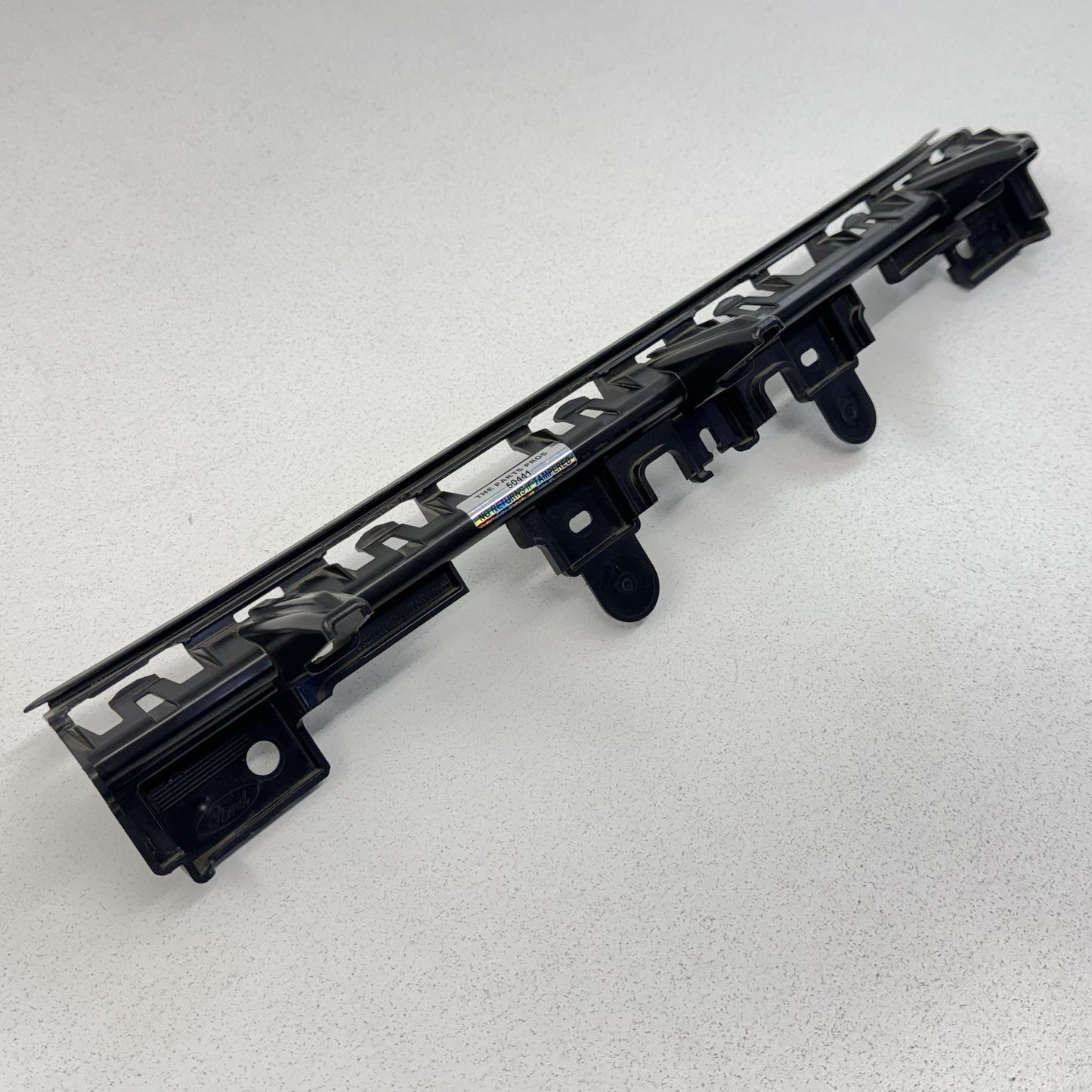 24-26 Ford Mustang Rear Bumper Center Support Mount Bracket PR3B-17B861-A OEM