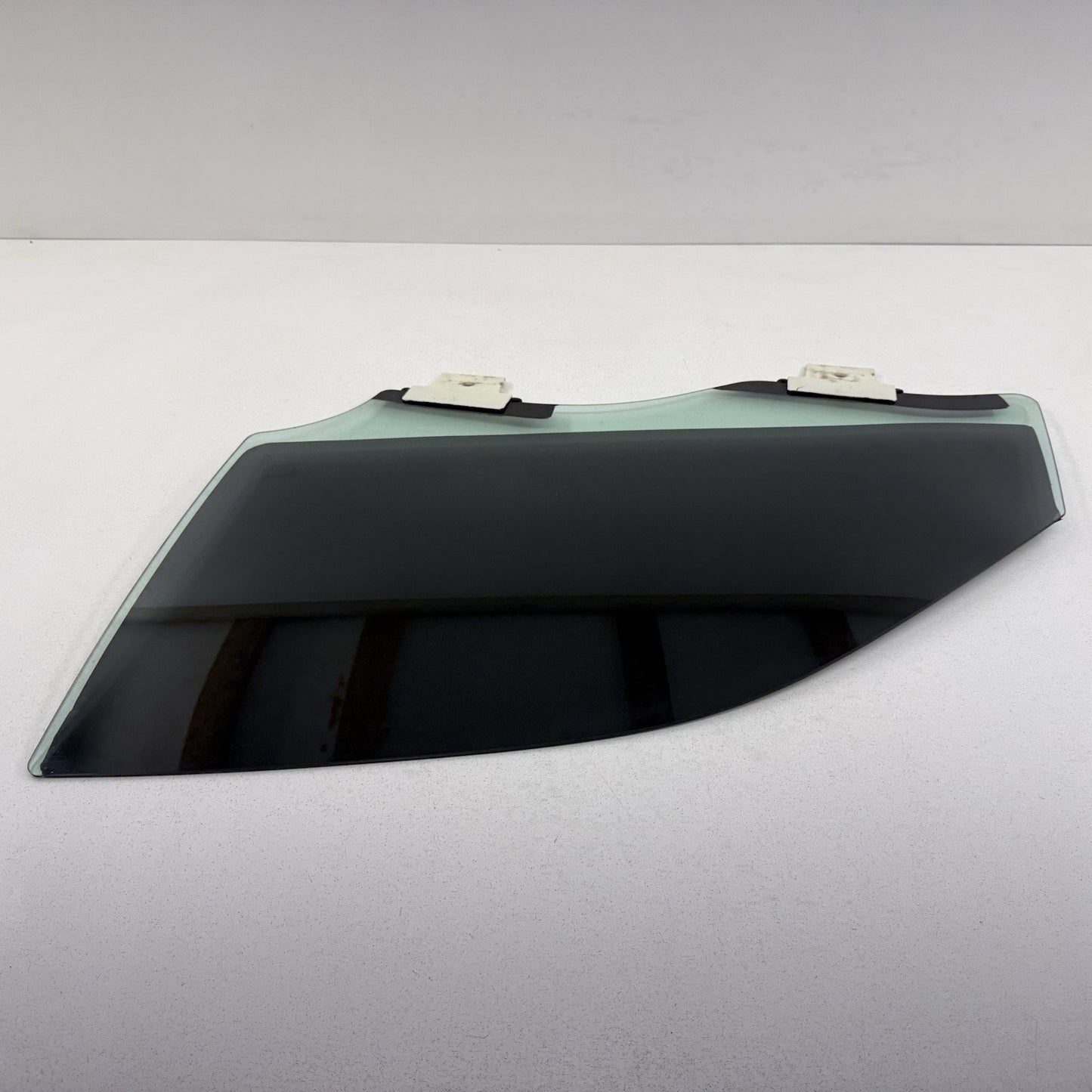 11-23 Dodge Charger Driver Left Front Door Glass Window 68068667AD OEM