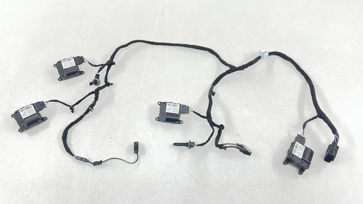 24-25 FORD MUSTANG GT HVAC BOX HEATER AC FLAP MOTOR AIR MIX ACTUATOR SET OEM