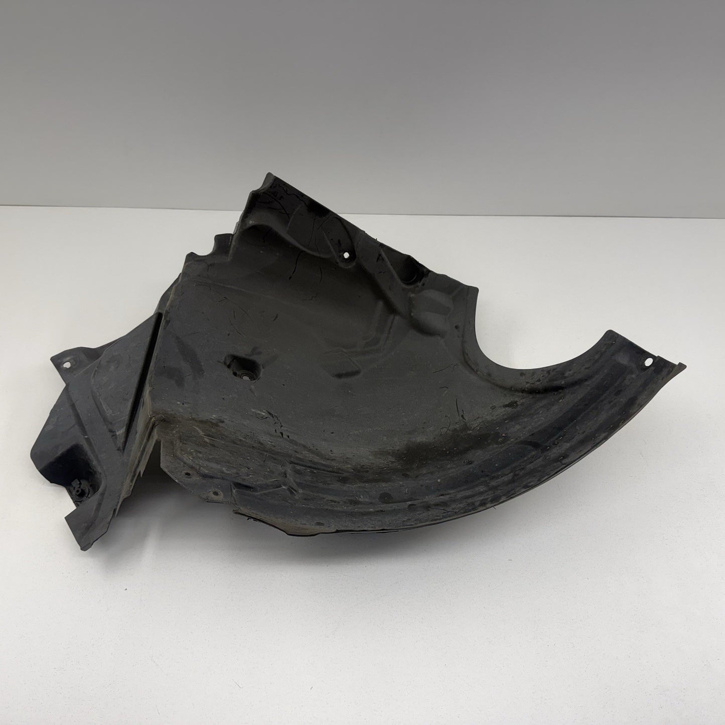 14-16 Mercedes W212 E350 Left Front Fender Liner Wheel Arch Splash Guard OEM