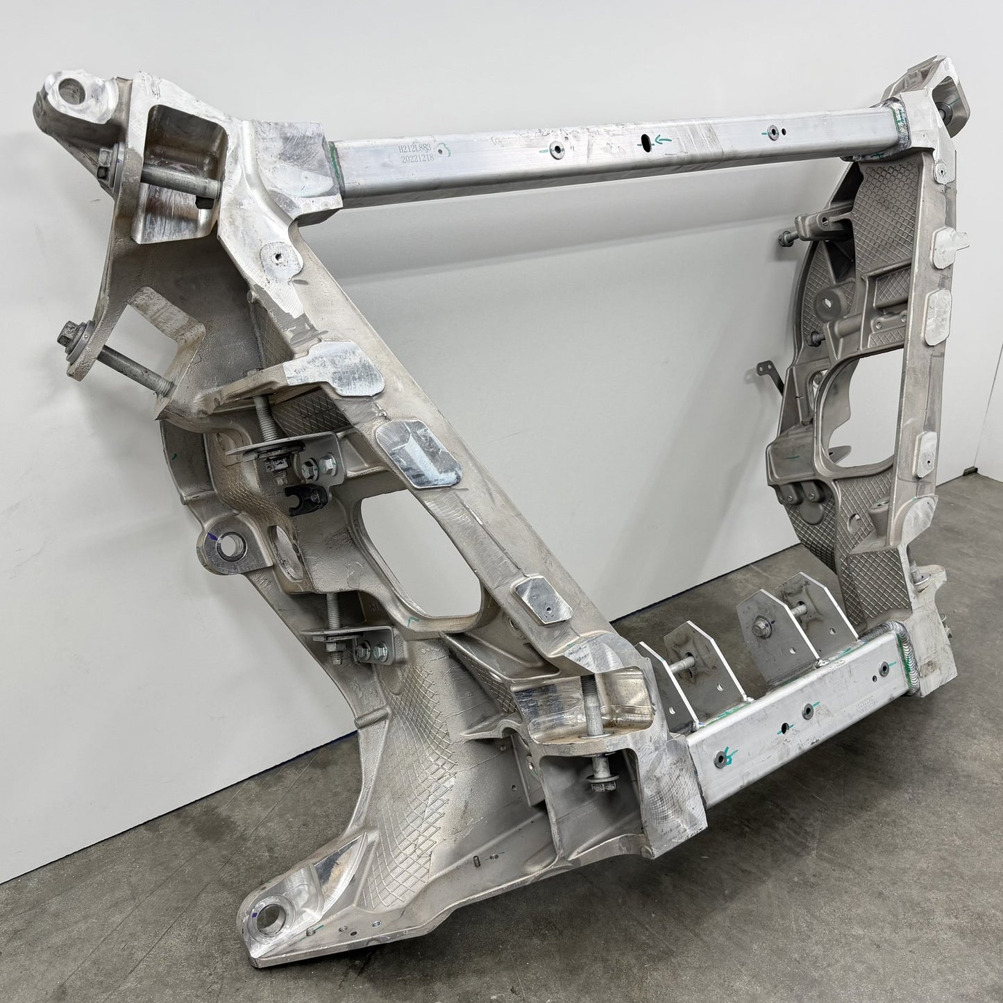 2022-2024 Rivian R1S Rear Subframe Crossmember Cradle Suspension Carrier OEM