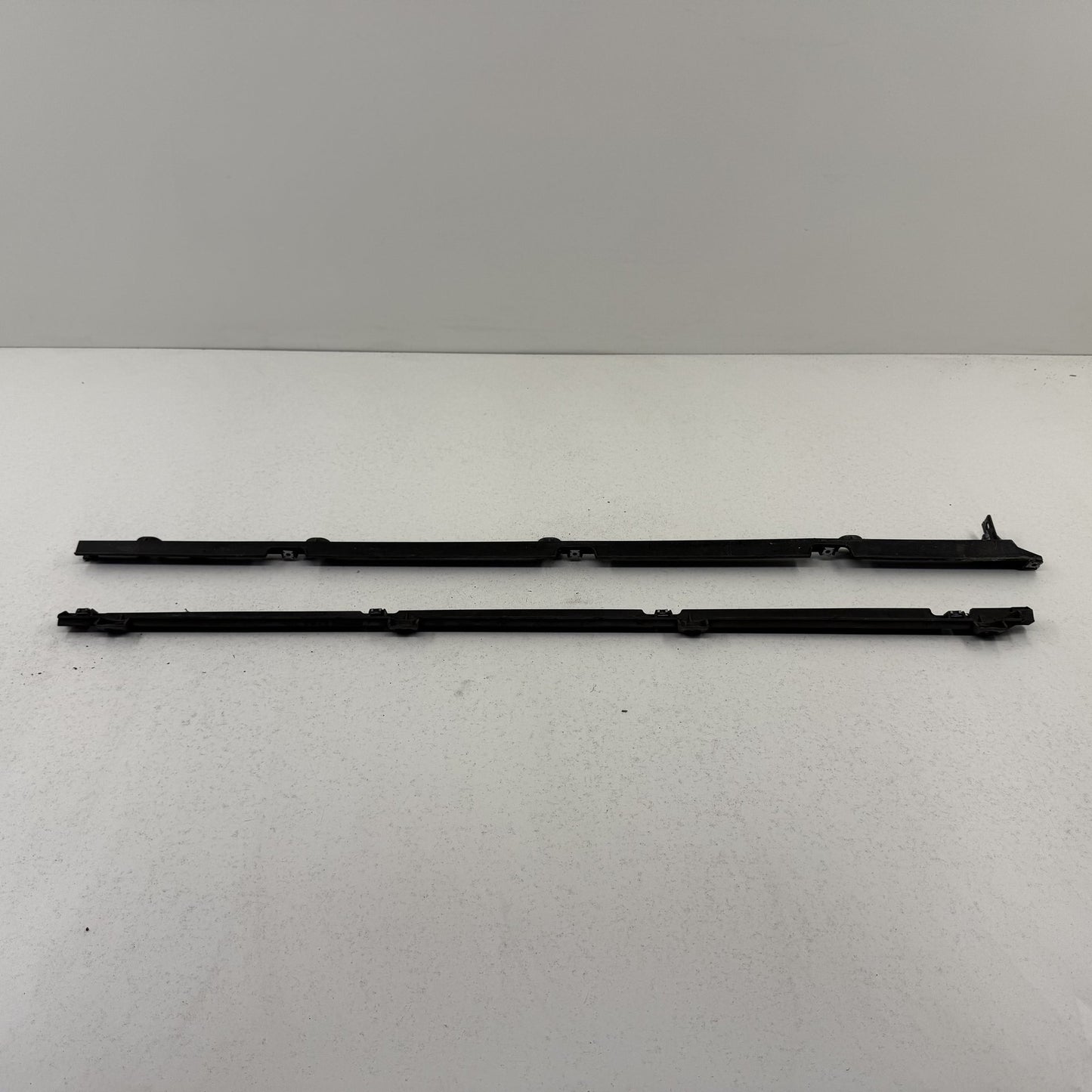 2014-2018 Bentley Flying Spur Driver Left Side Skirt Rocker Panel Cover Trim OEM