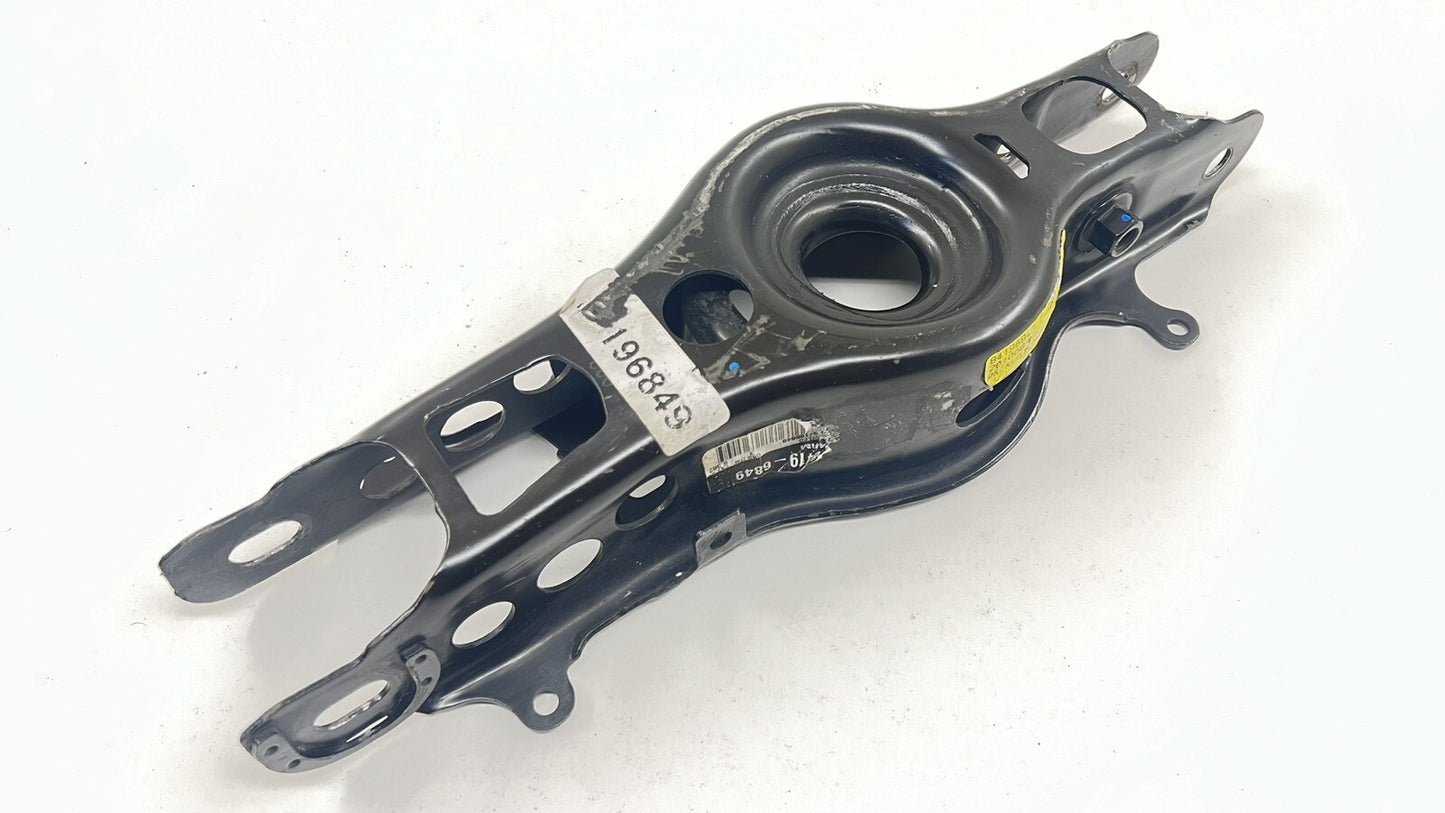 22-24 CADILLAC CT4 V BLACKWING RIGHT REAR SUSPENSION CONTROL ARM SET OEM