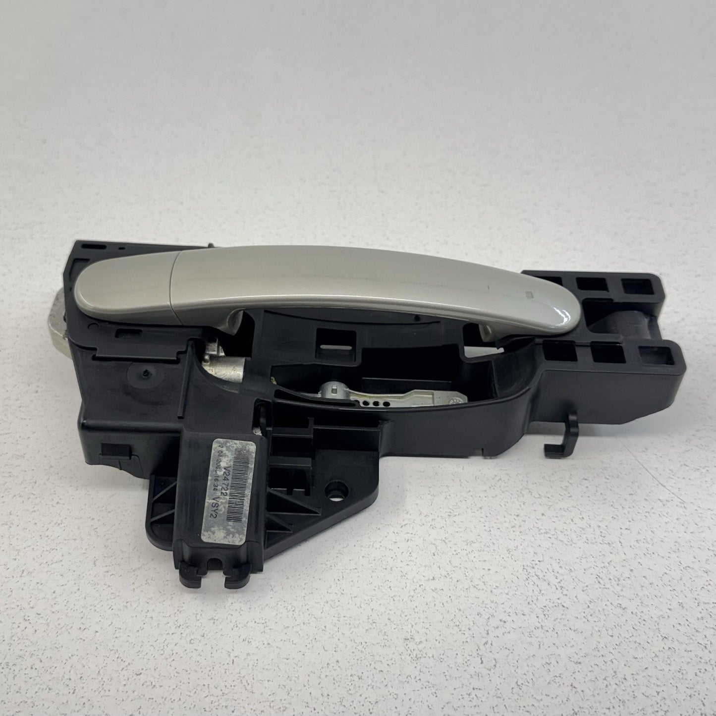 08-15 Audi TT Passenger Right Exterior Door Handle Assembly Ice Silver OEM